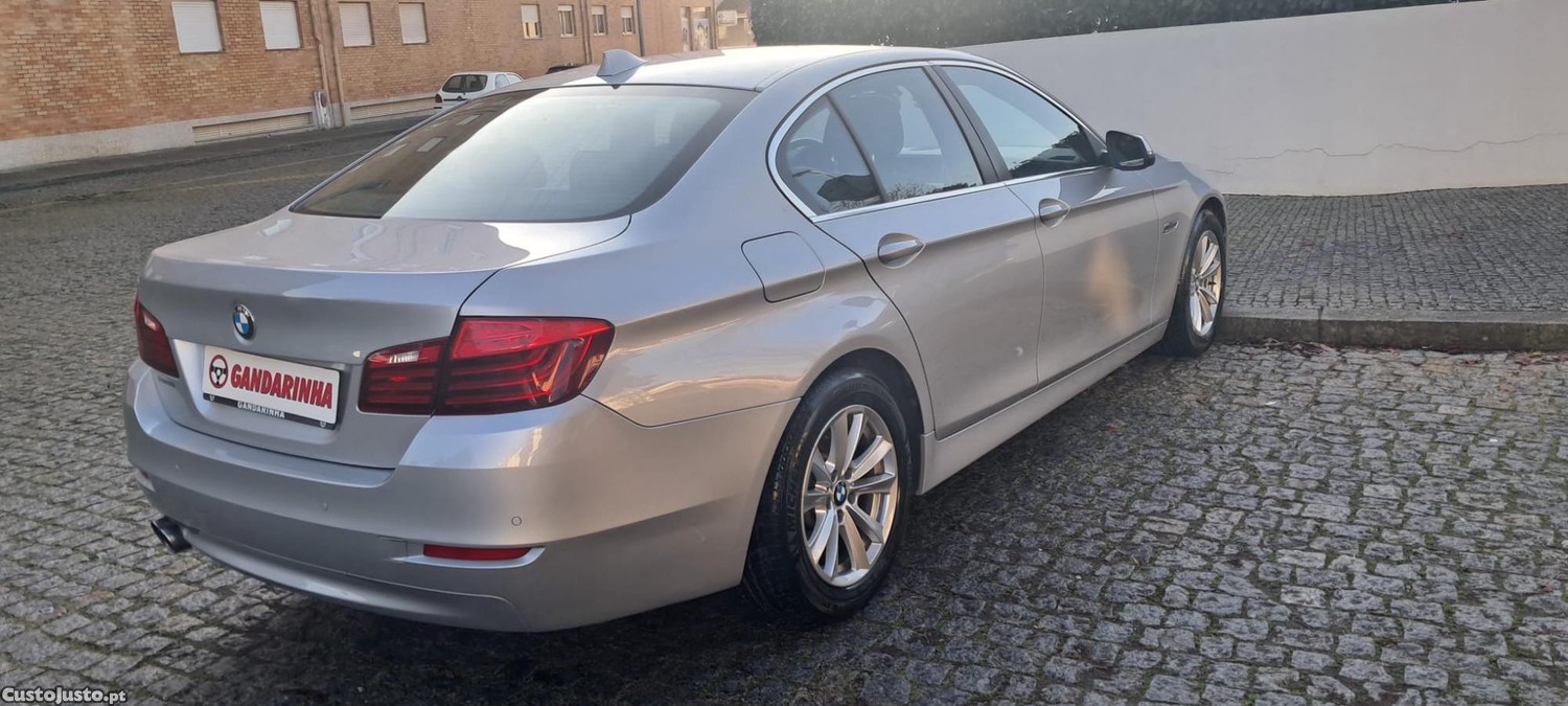 BMW 518 d Luxury Line — fotografia 6