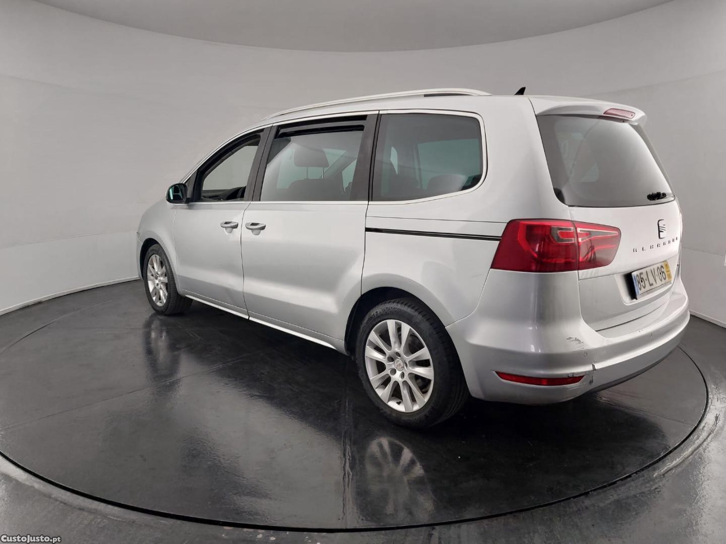 SEAT Alhambra 2.0 TDI — fotografia 11