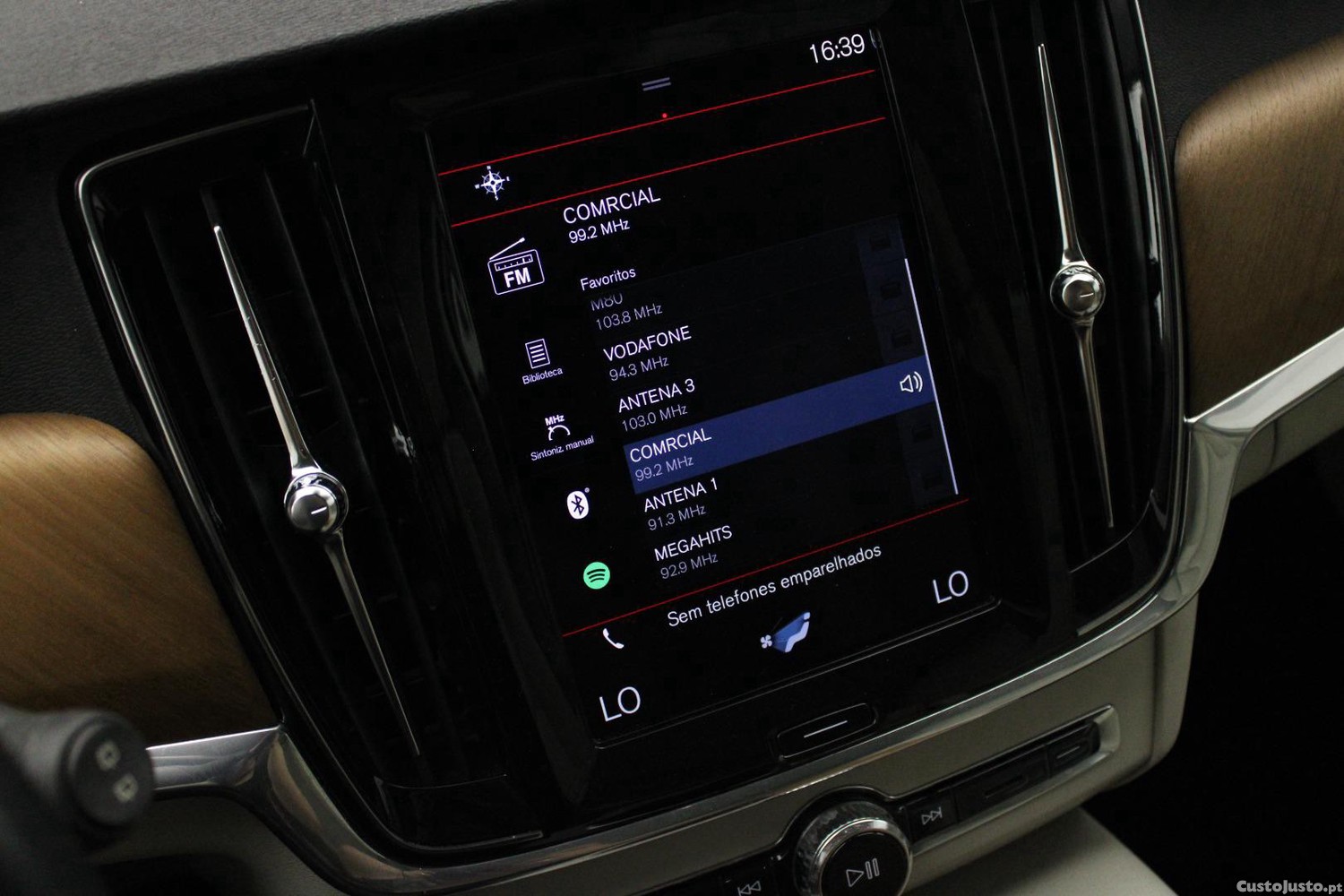 Volvo V90 2.0 B4 MOMENTUM PLUS GEARTRONIC — fotografia 36