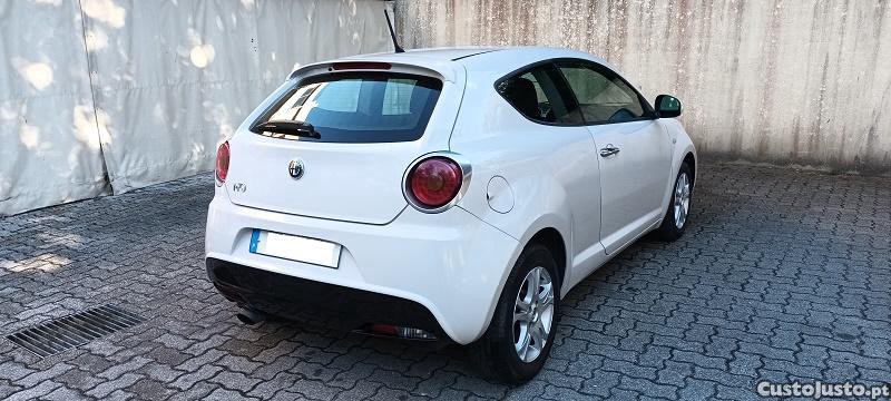 Alfa Romeo MiTo 1.3 Multi-jet Star&stop — fotografia 9