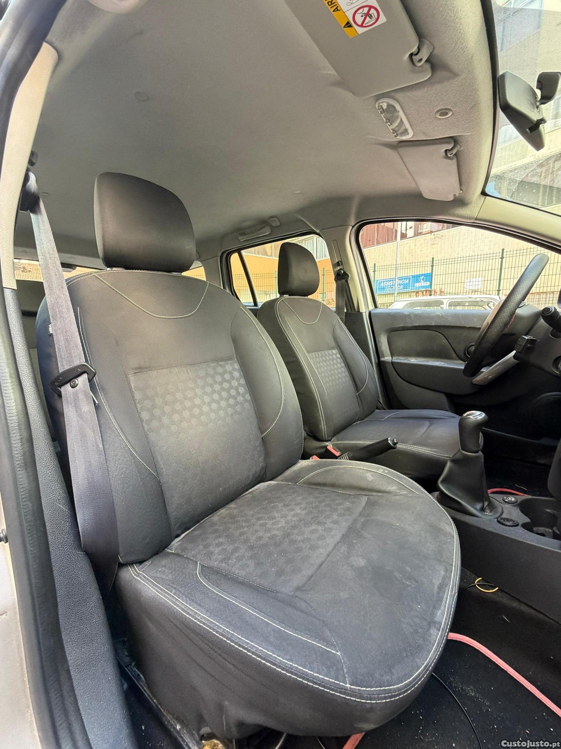 Dacia Logan 1.2 gasolina e GPL — fotografia 6