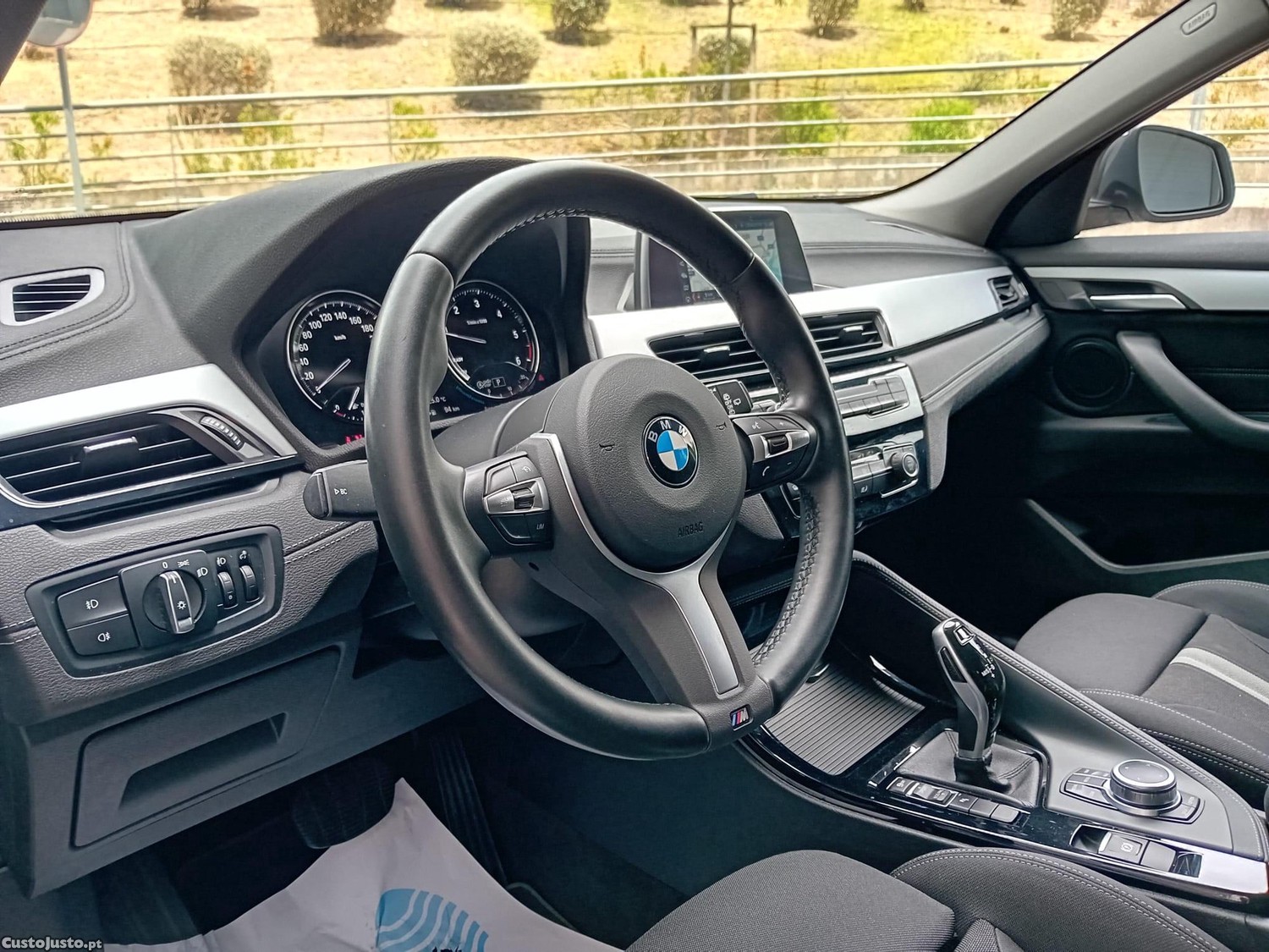 BMW X2 18 d sDrive Auto Advantage — fotografia 4
