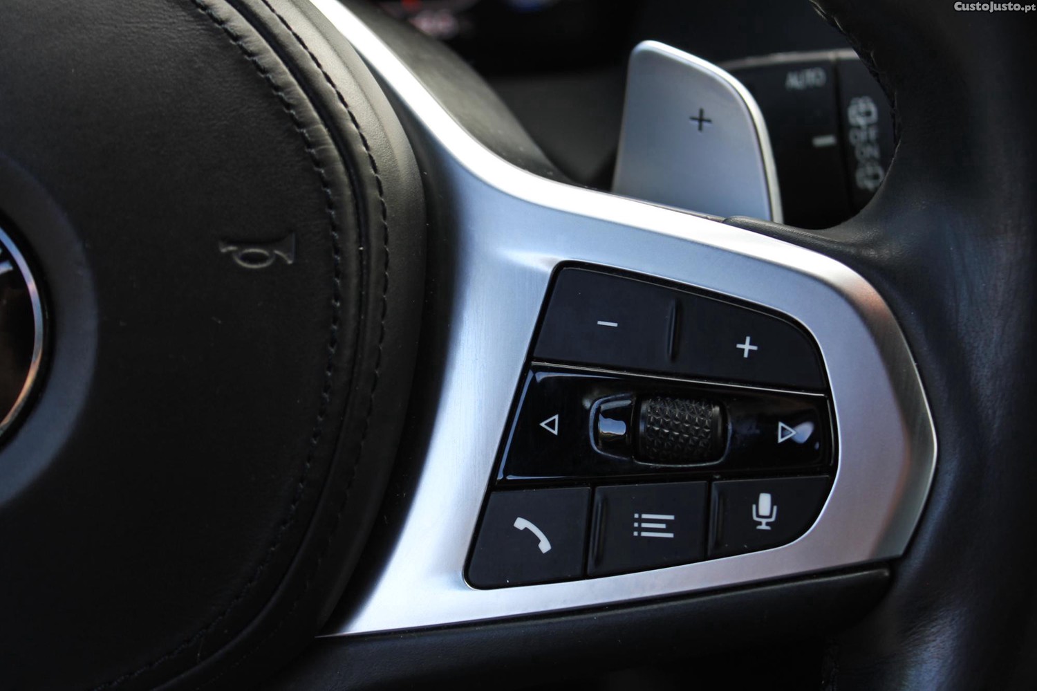 BMW 118 D 2.0 Sport Auto — fotografia 7