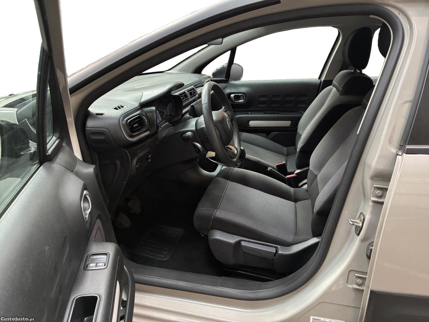 Citroën C3 1.2 PureTech Feel - 22 foto 3