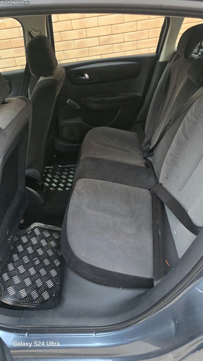 Citroën C4 1.6 HDI - 08 foto 3