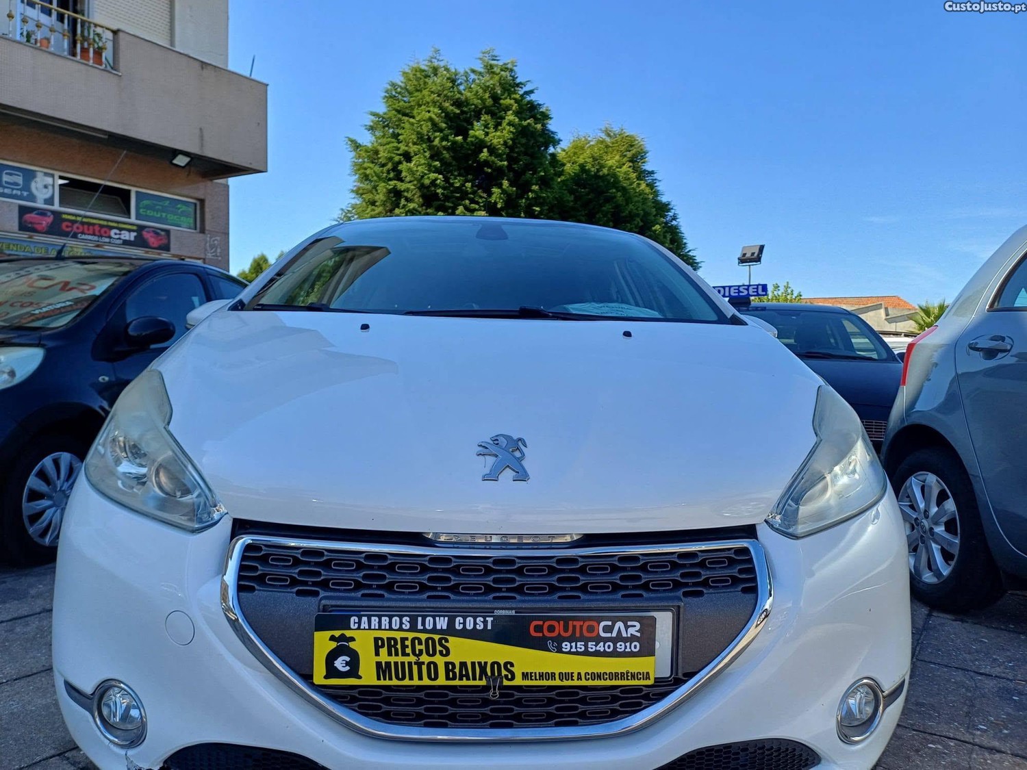 Peugeot 208 1.2 iCom TECTOPANORAMICO — fotografia 8