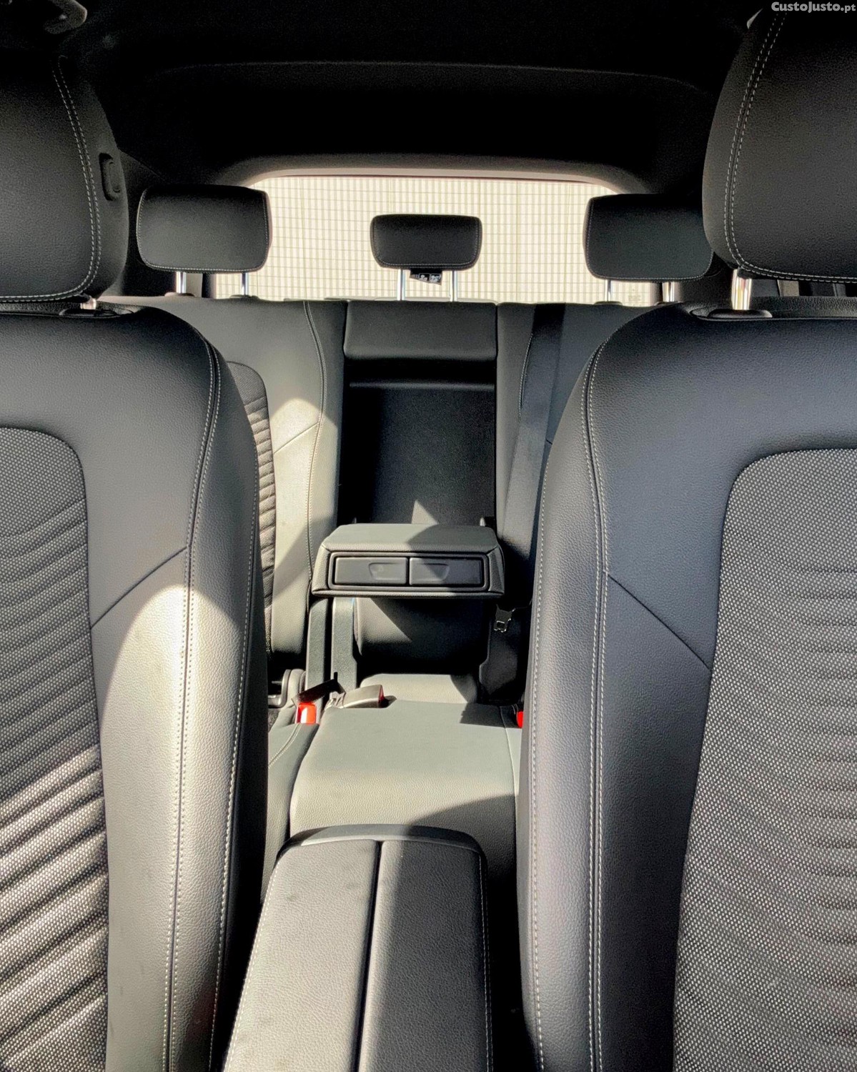 Mercedes-Benz EQB Progressive — fotografia 5