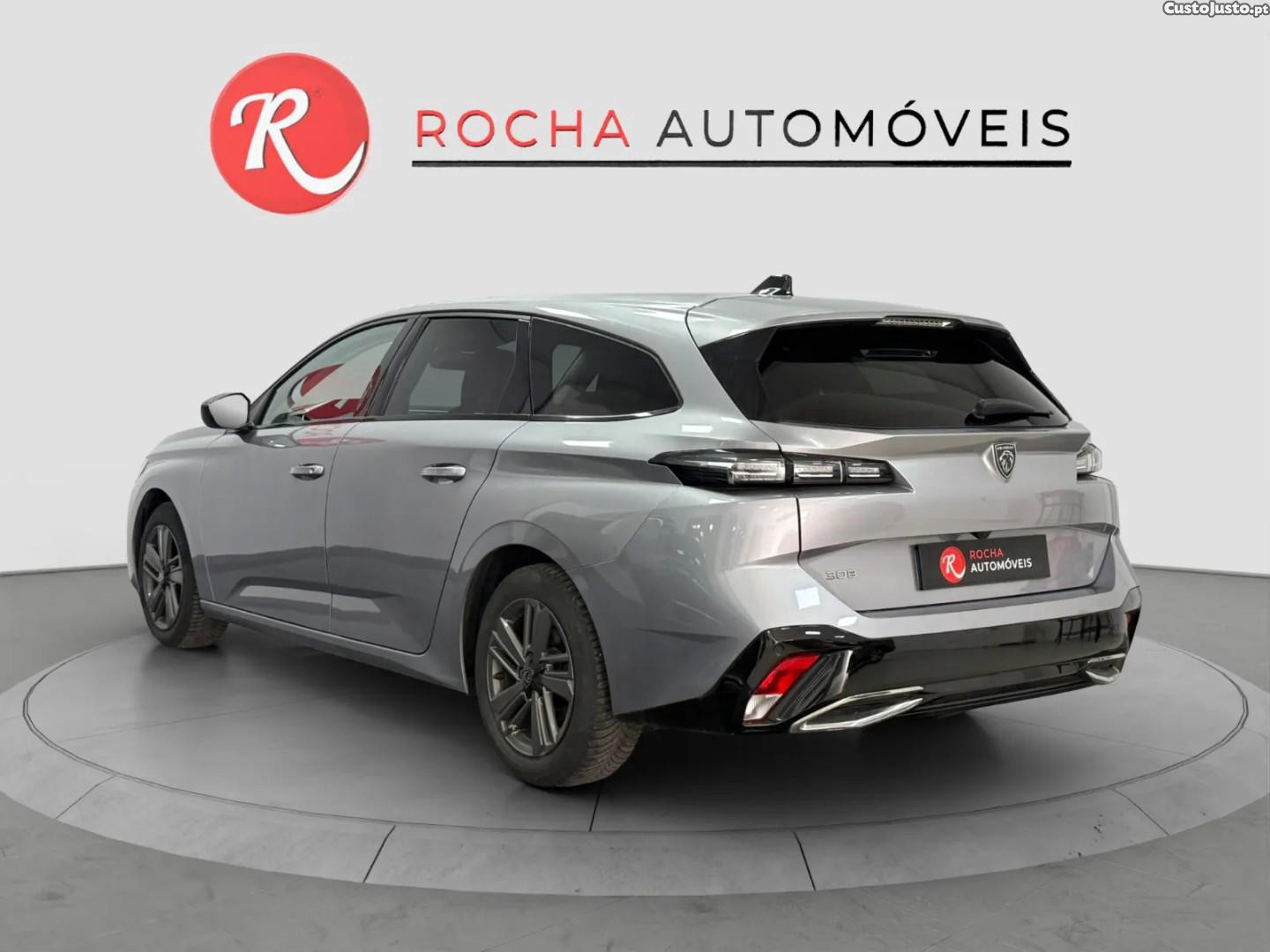 Peugeot 308 1.2 PureTech Allure EAT8 — fotografia 8