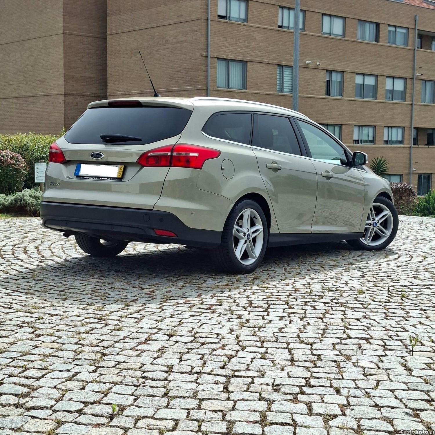 Ford Focus SW 1.5 TDCi Titanium DPS - 15 — photo 3