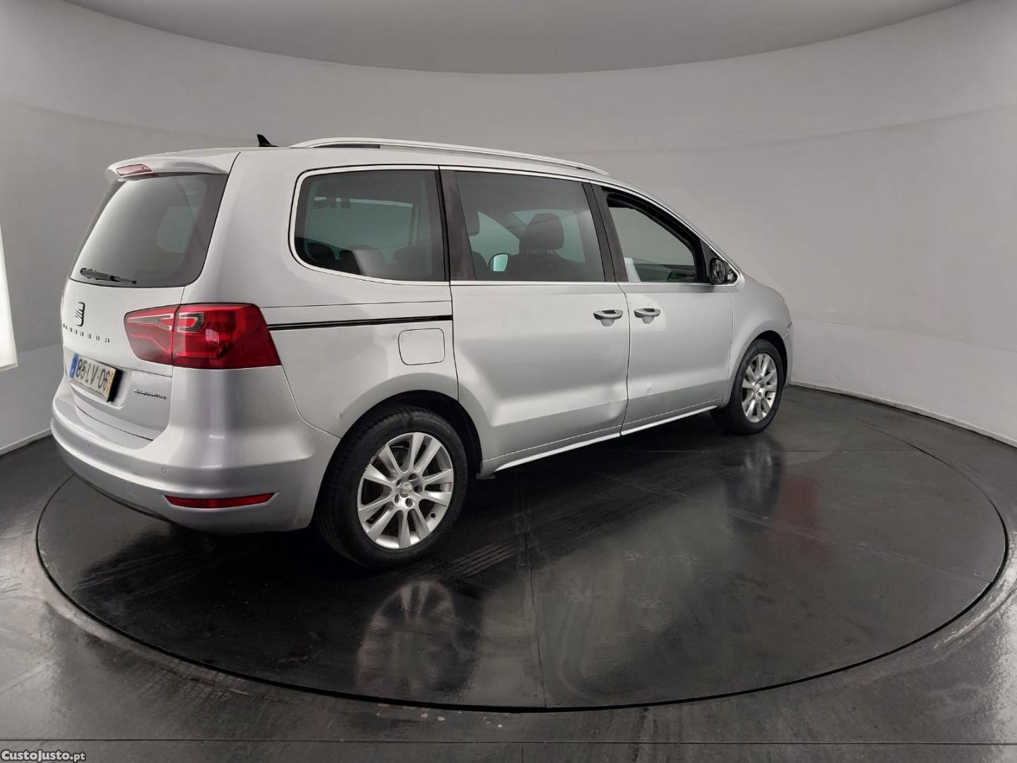 SEAT Alhambra 2.0 TDI — fotografia 10
