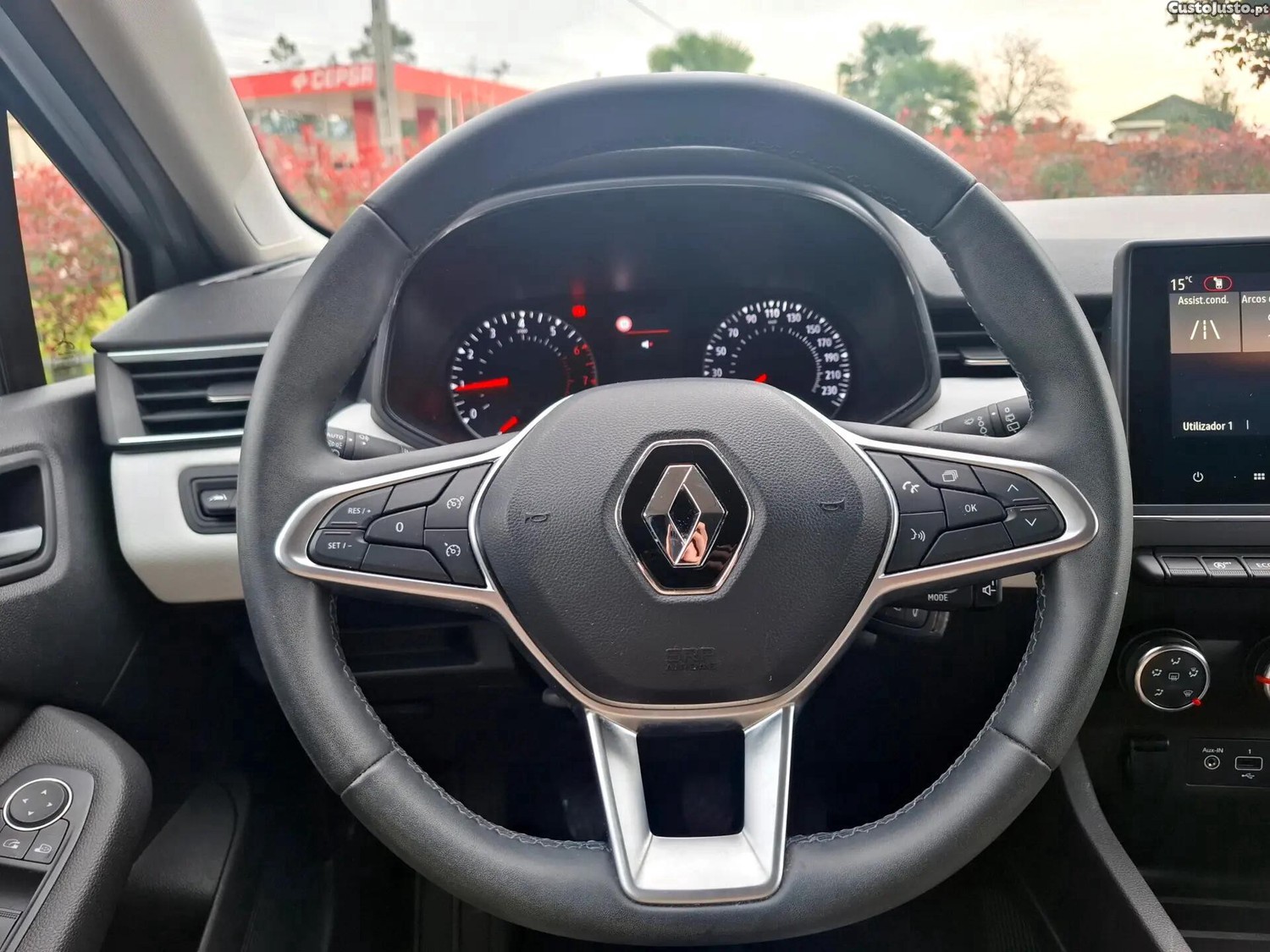 Renault Clio 1.0 TCe Evolution Bi-Fuel — fotografia 6