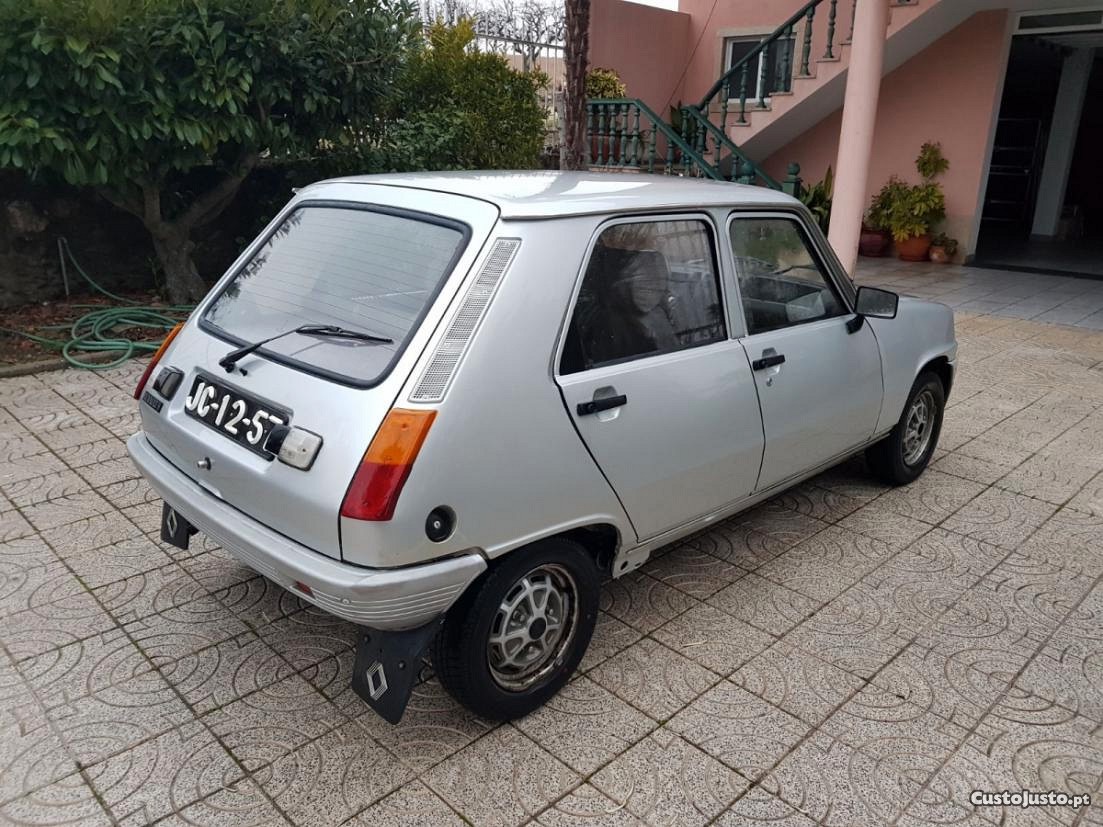 Renault 5 Laureate — photo 3