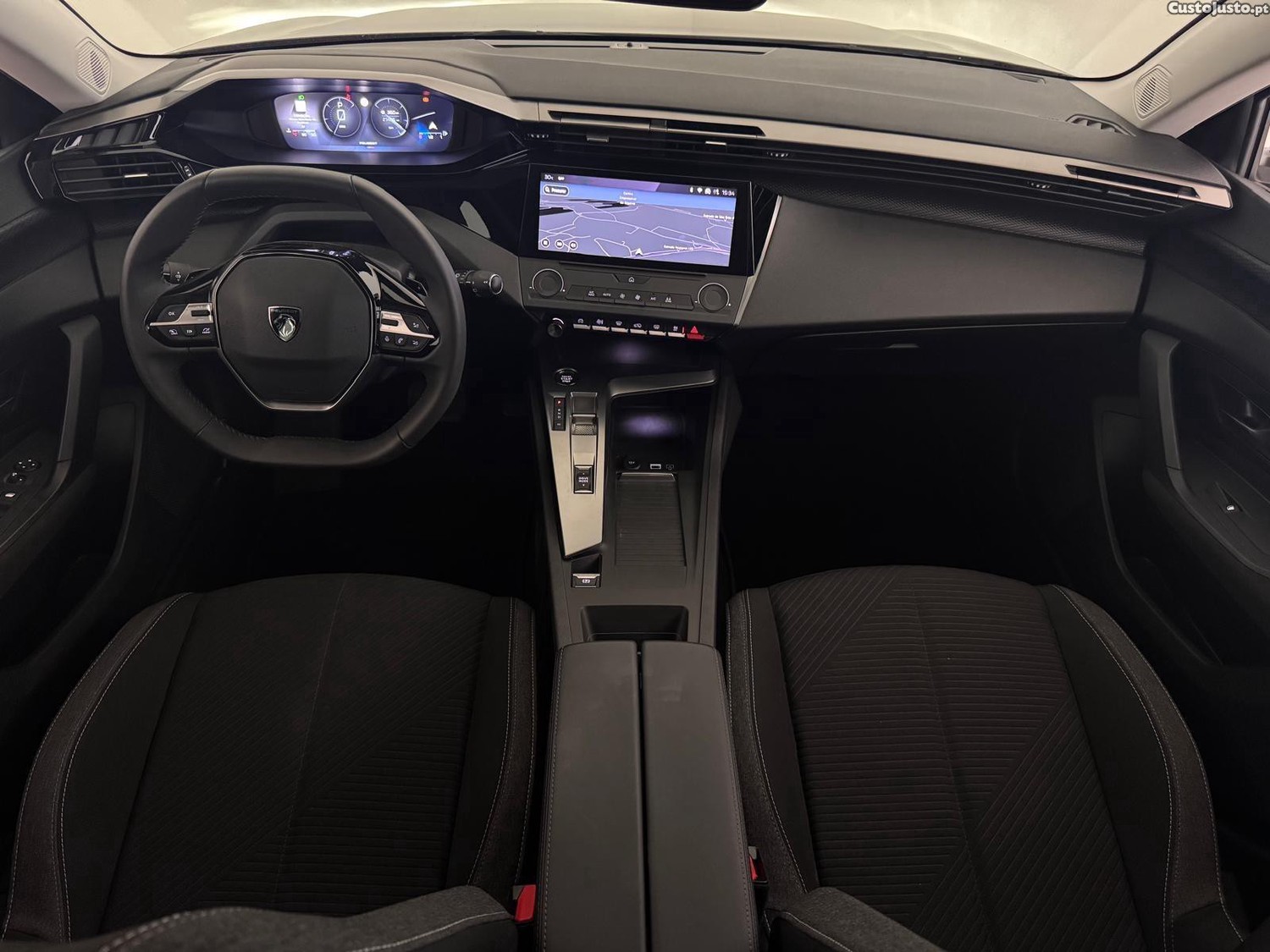 Peugeot 308 1.5 BlueHDi Allure Pack EAT8 - 23 — photo 4