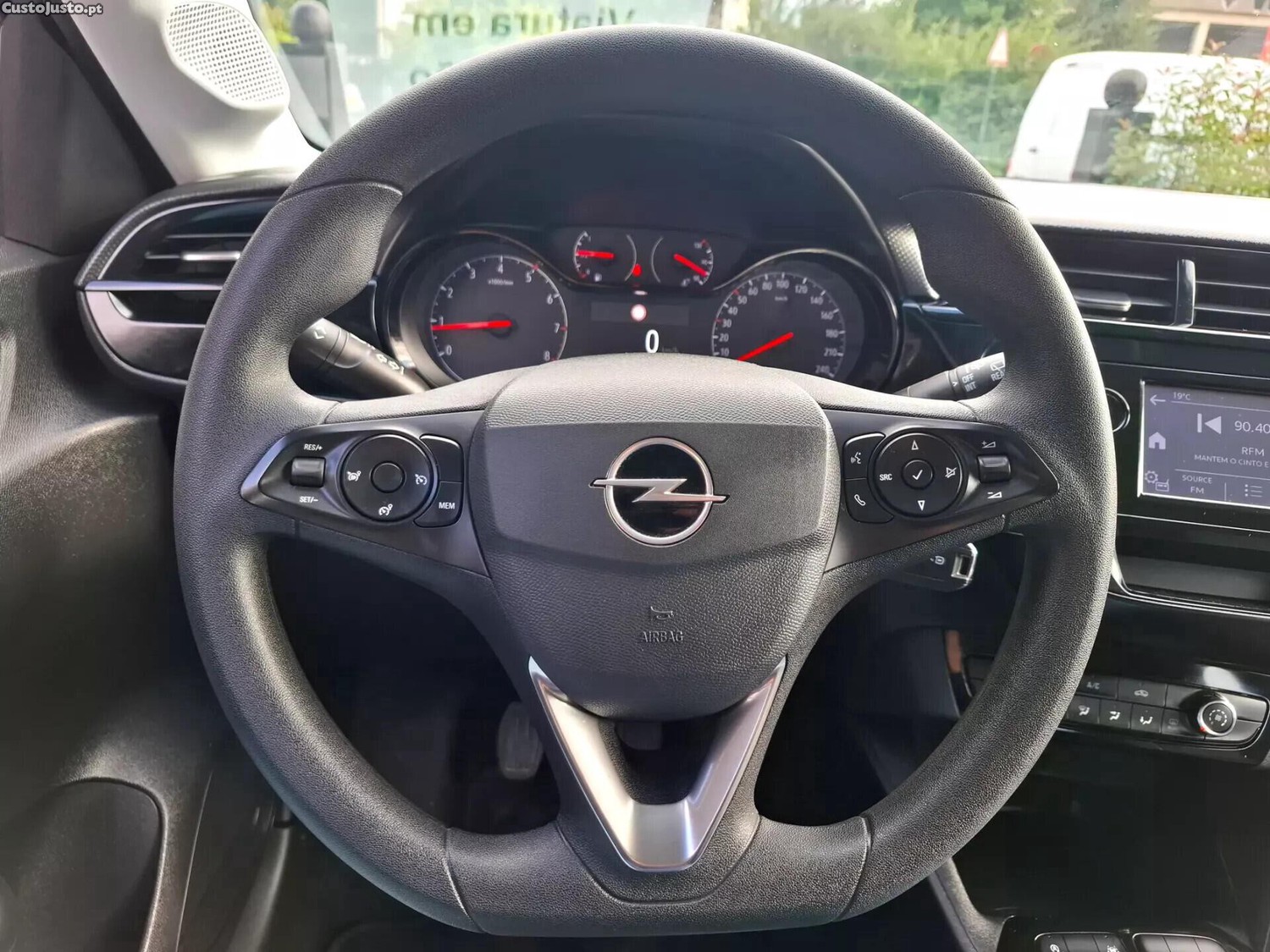 Opel Corsa 1.2 T Business Edition — fotografia 5