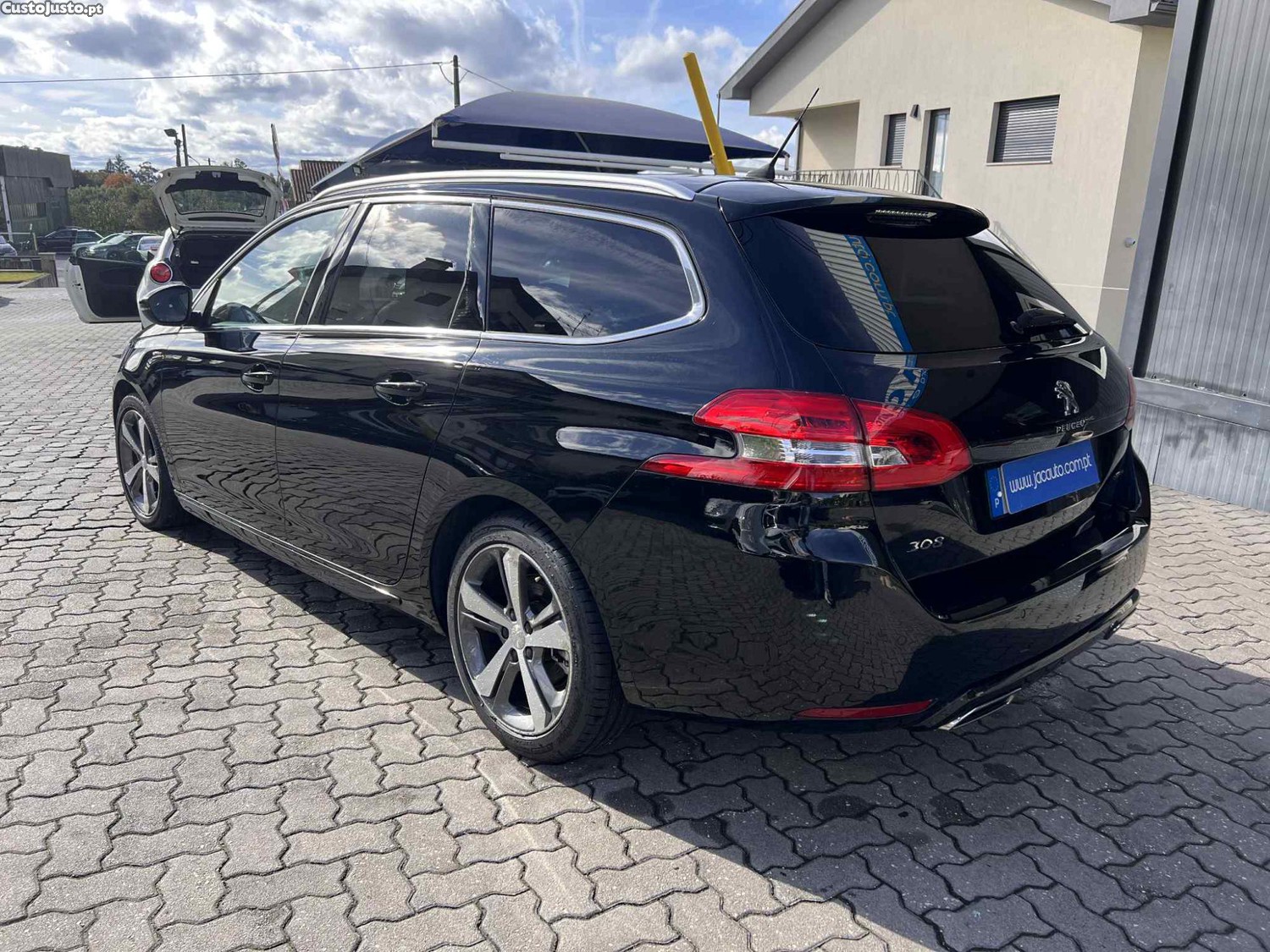 Peugeot 308 SW 1.6 BlueHDI GT Line — photo 4