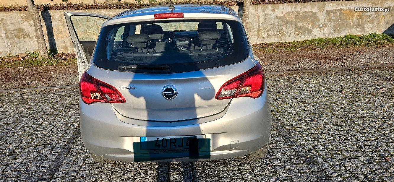 Opel Corsa Black edition "Nacional" 90 mil km — fotografia 5