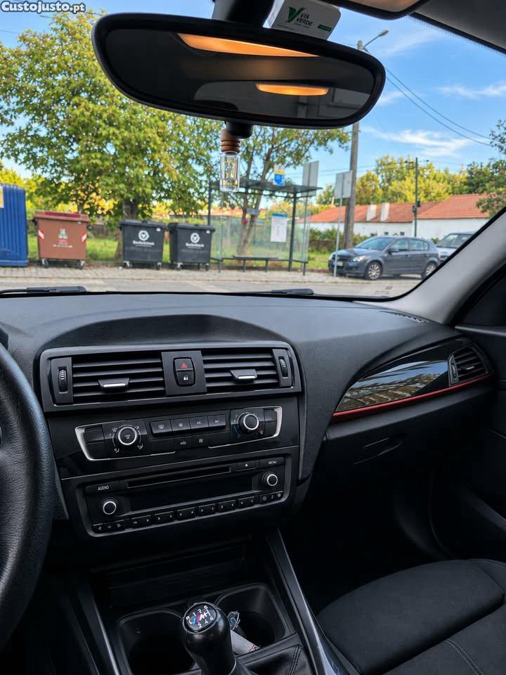 BMW 116 D Urban Line - 12 foto 3