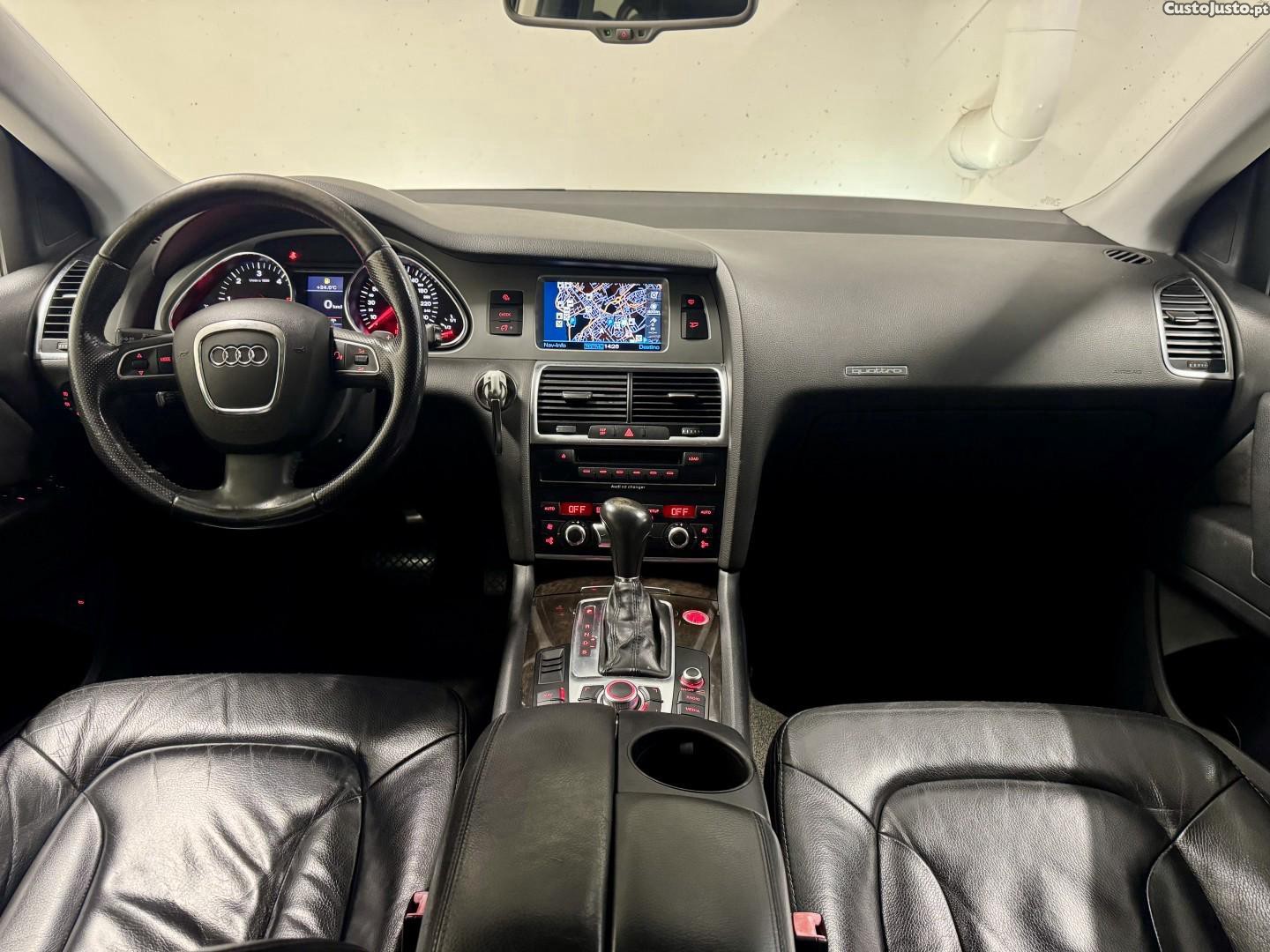 Audi Q7 3.0 TDi Tiptronic — fotografia 8