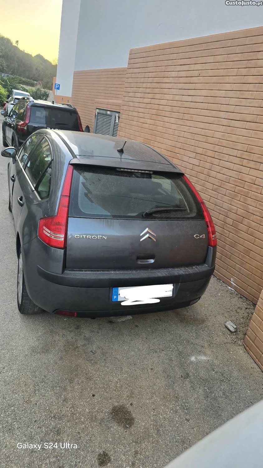 Citroën C4 1.6 HDI - 08 foto 2