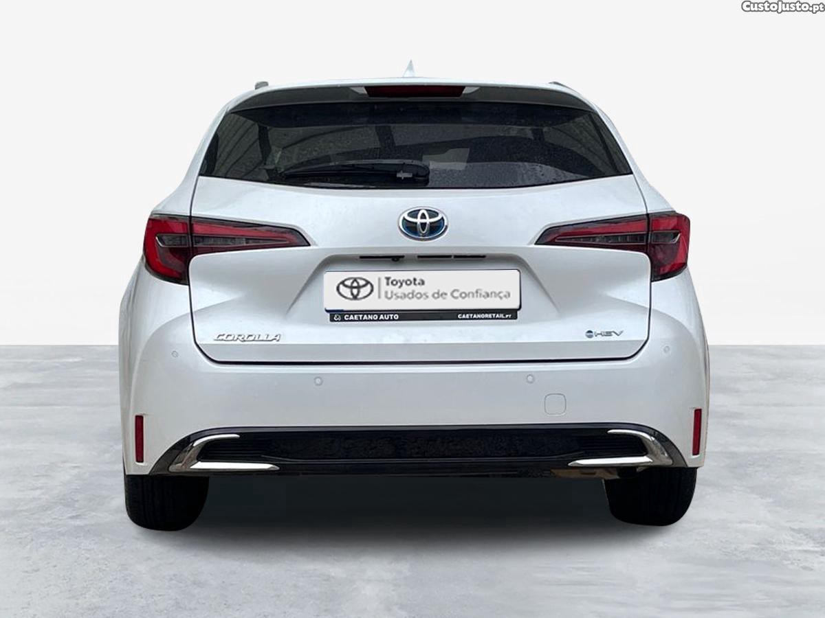 Toyota Corolla TS 1.8 Hybrid Comfort Plus — fotografia 13
