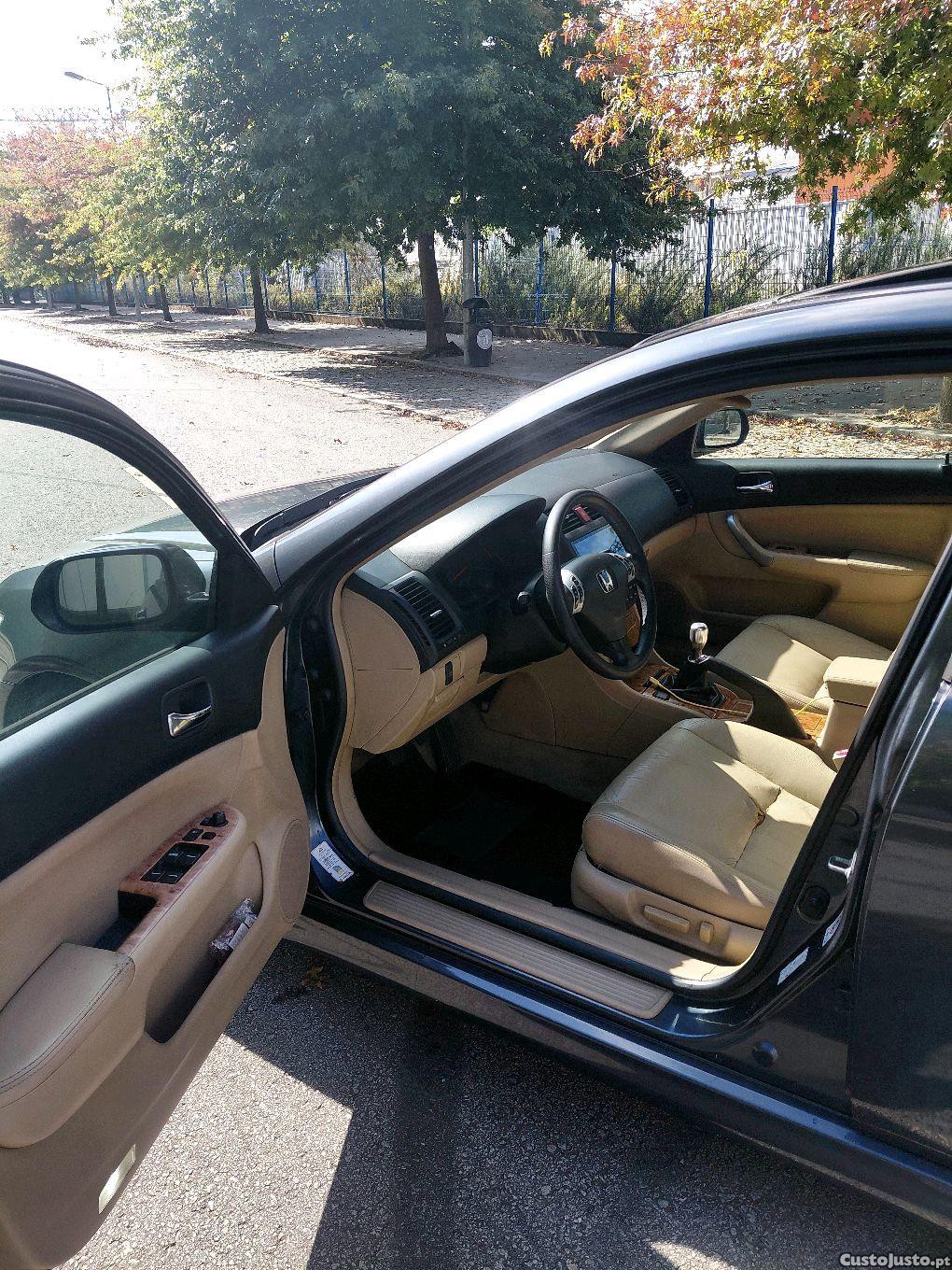Honda Accord Tourer - 04 — photo 5