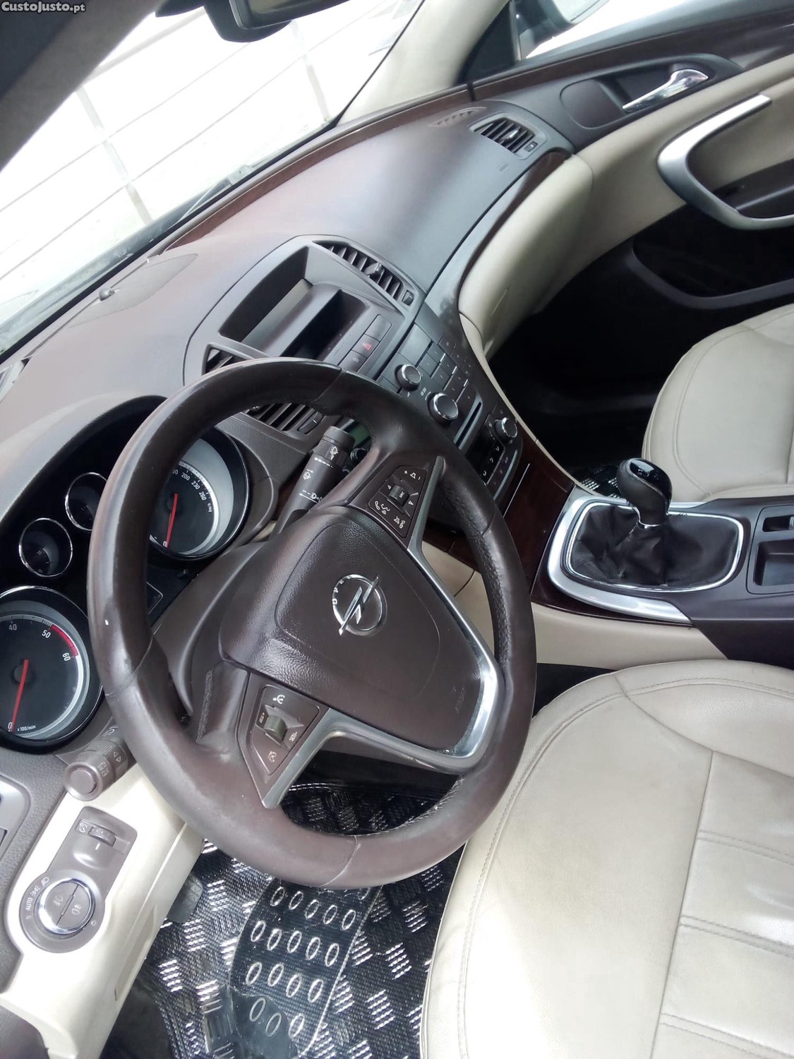Opel Insignia 2.0 CDTi Cosmo - 09 — photo 5