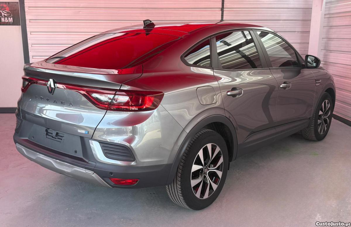Renault Arkana E-Teck FULL HYBRID - 22 — photo 4