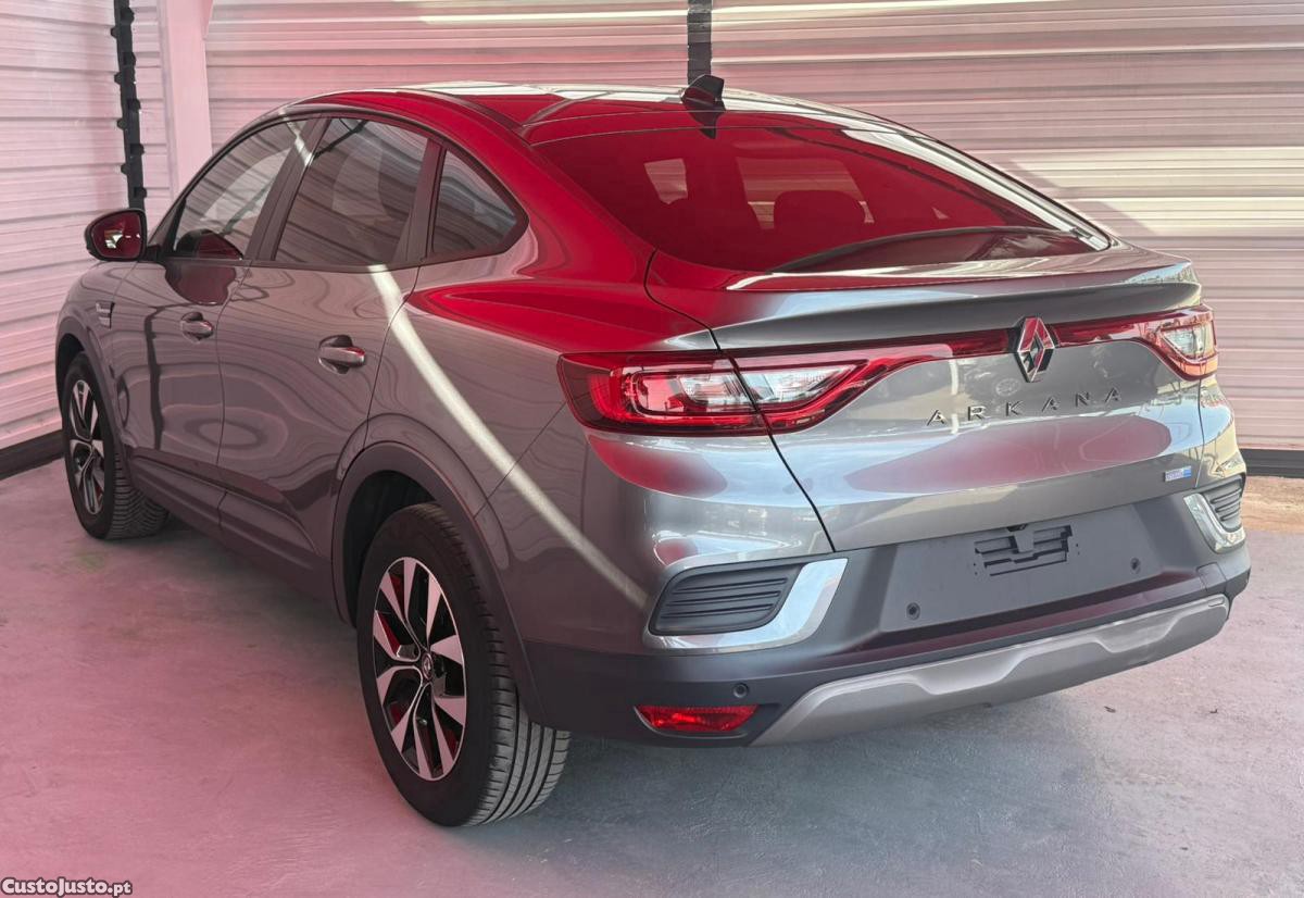 Renault Arkana E-Teck FULL HYBRID - 22 — photo 2