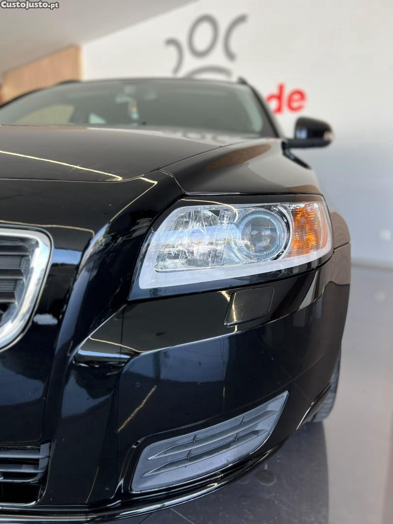 Volvo V50 1.6 D Drive — photo 4