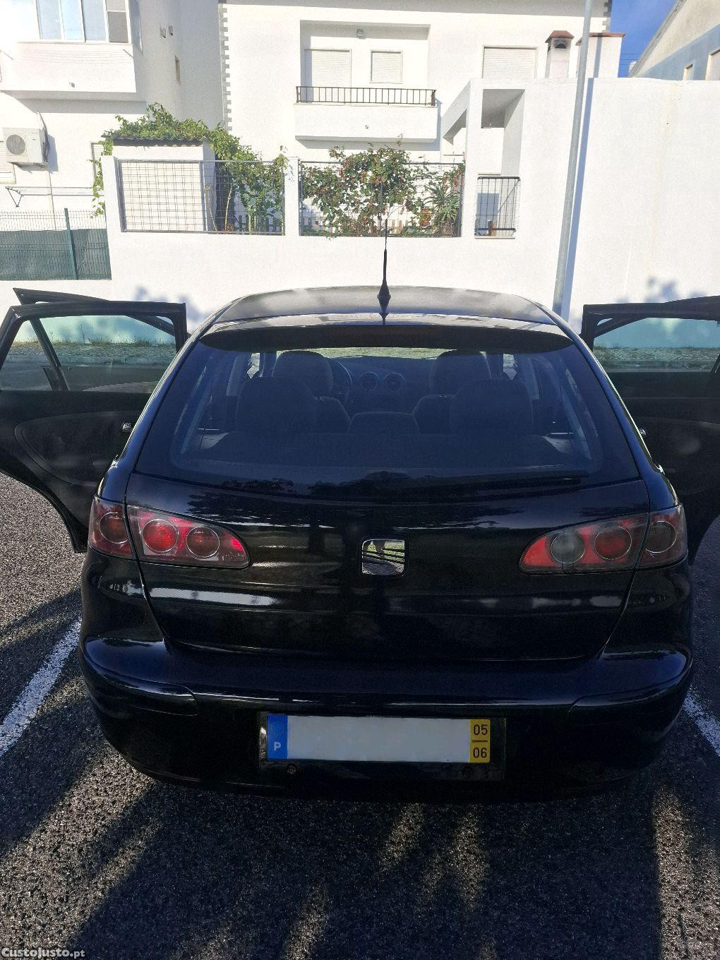 Seat Ibiza 1.4 TDI Signo - 05 foto 4