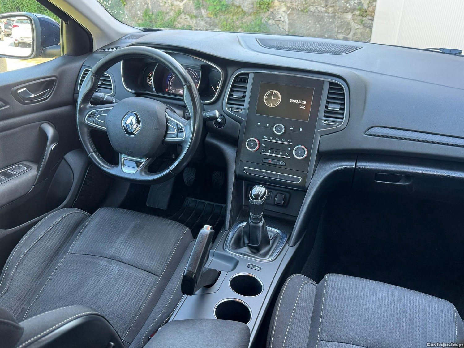 Renault Mégane 1.5 Blue dCi GT Line EDC — fotografia 3