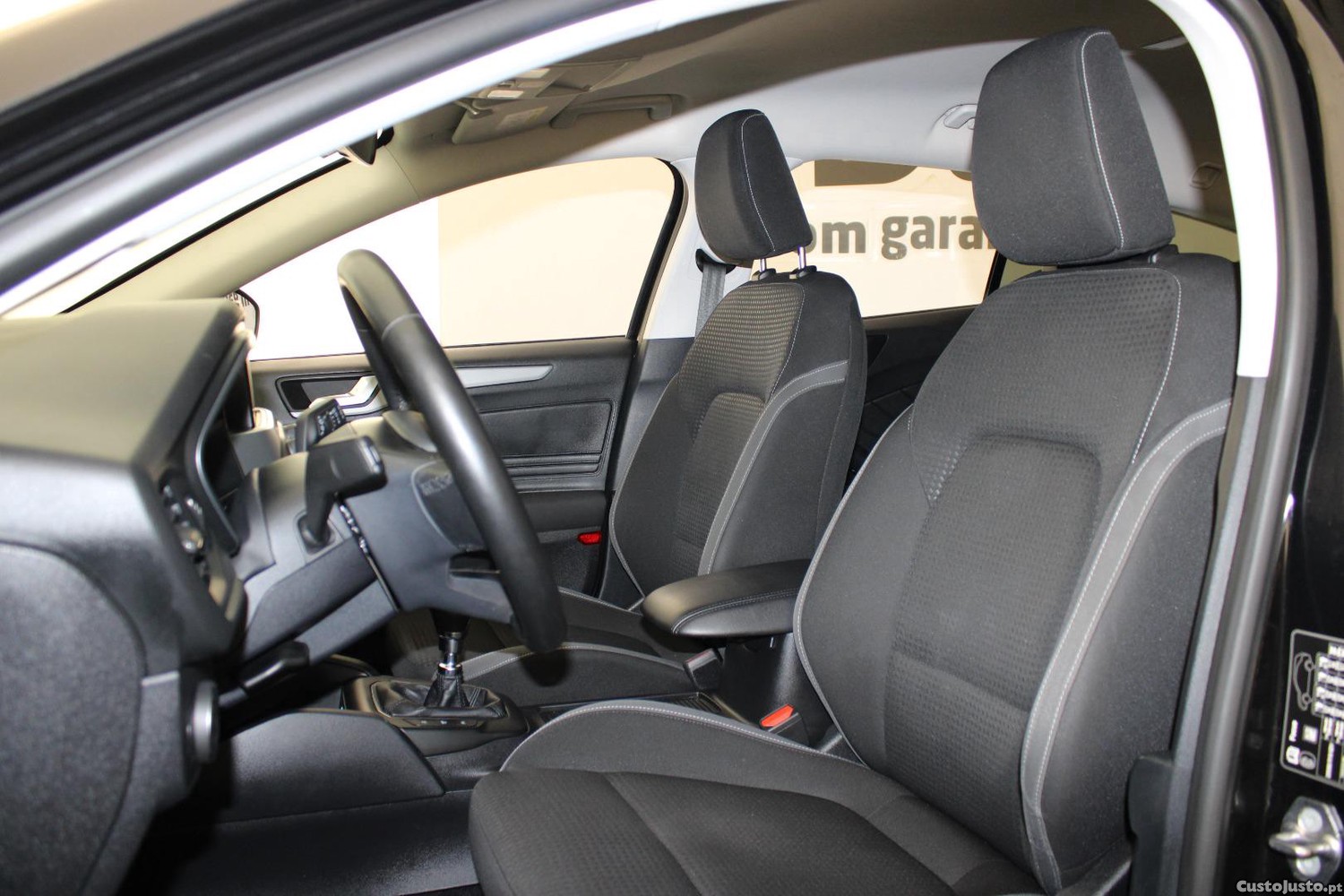 Ford Focus SW 1.0 ECOBOOST ACTIVE — fotografia 9