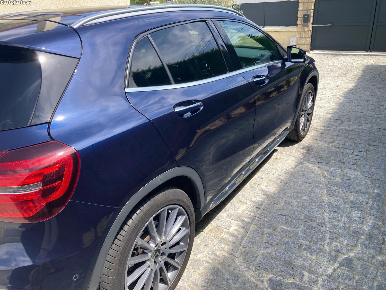 Mercedes-Benz GLA 220 AMG Line  - 18 — photo 5