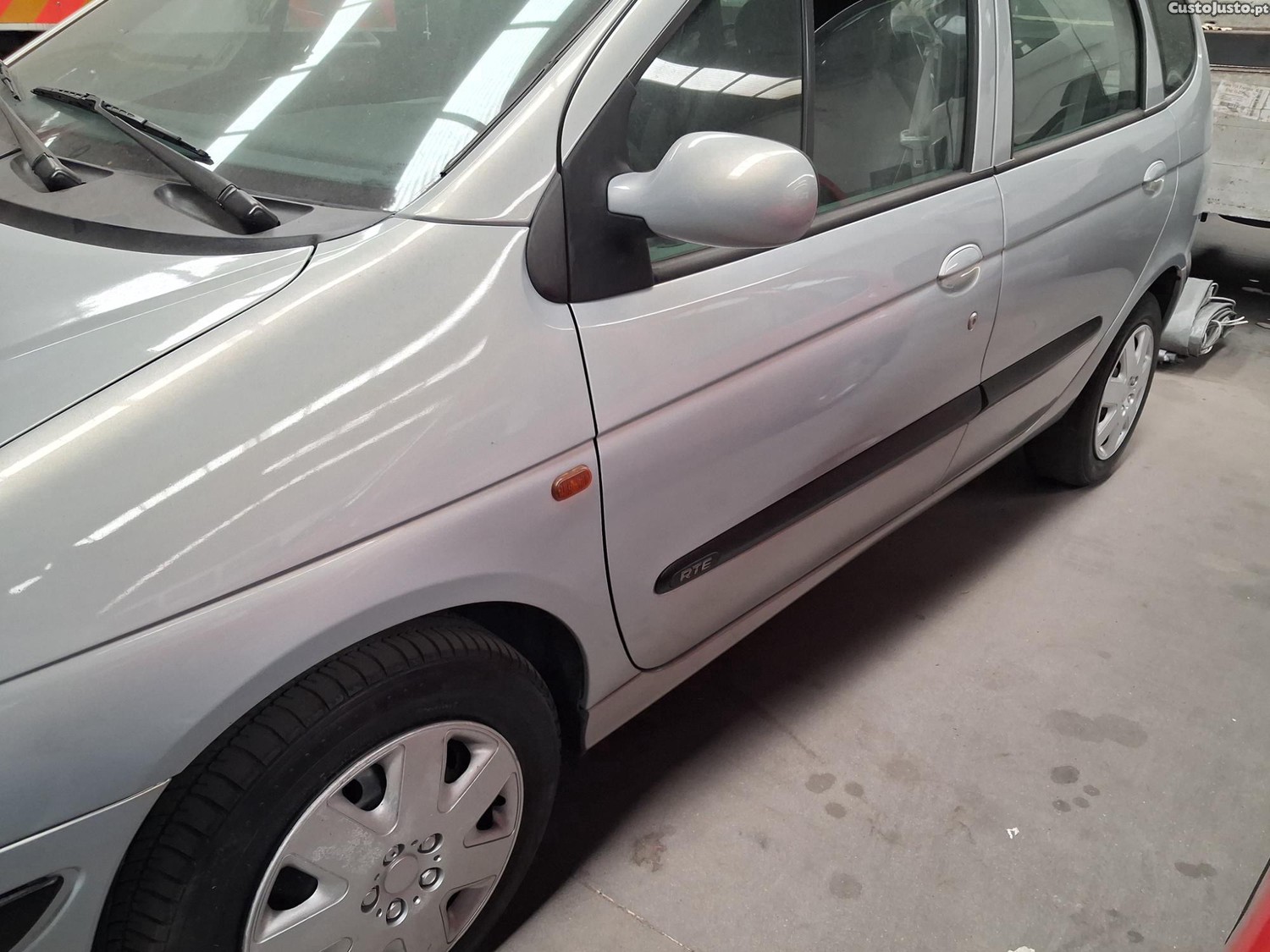 Renault Scénic 1.4 16v - 00 foto 3