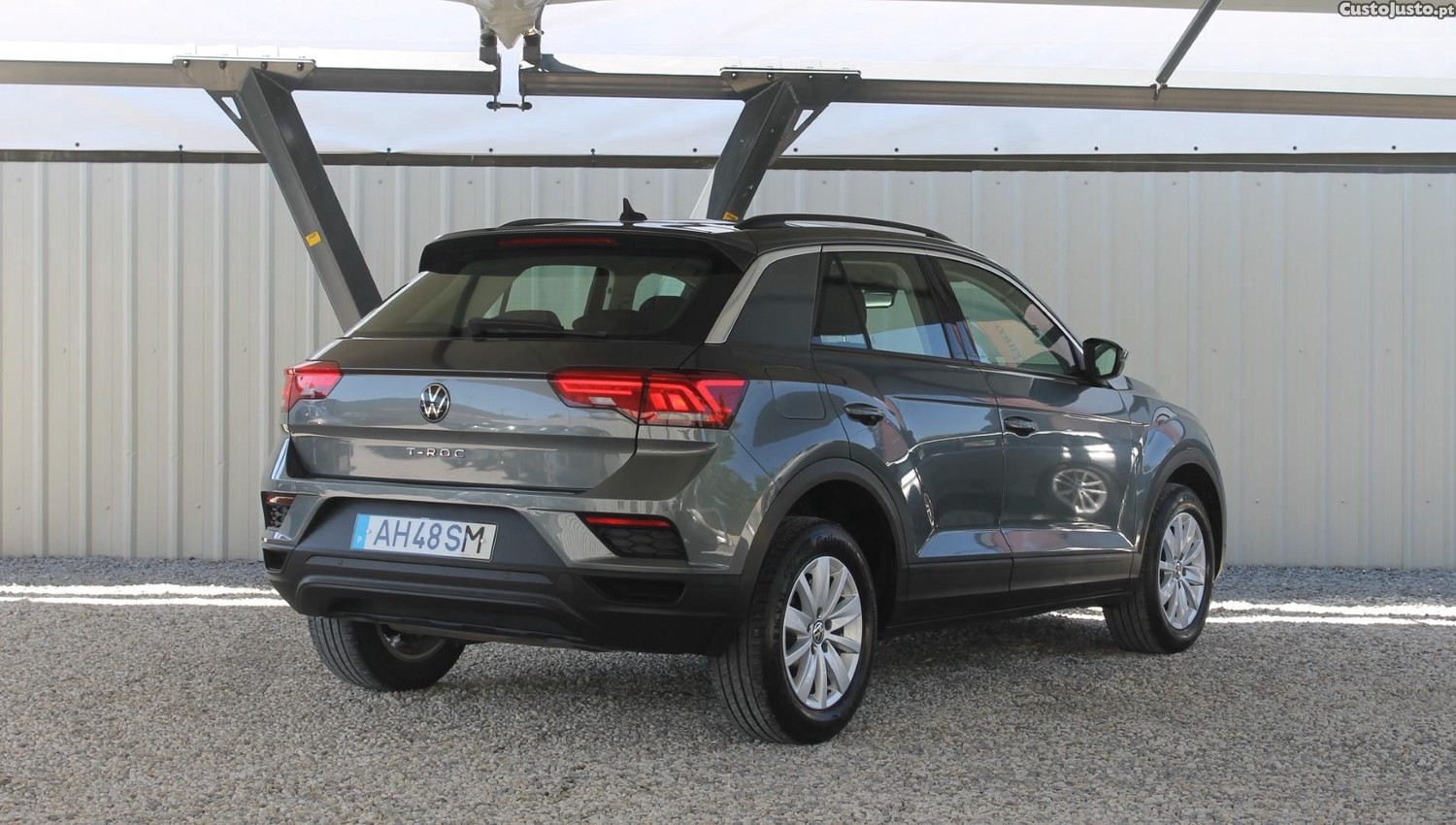 Volkswagen T-Roc 1.0 TSI — fotografia 4