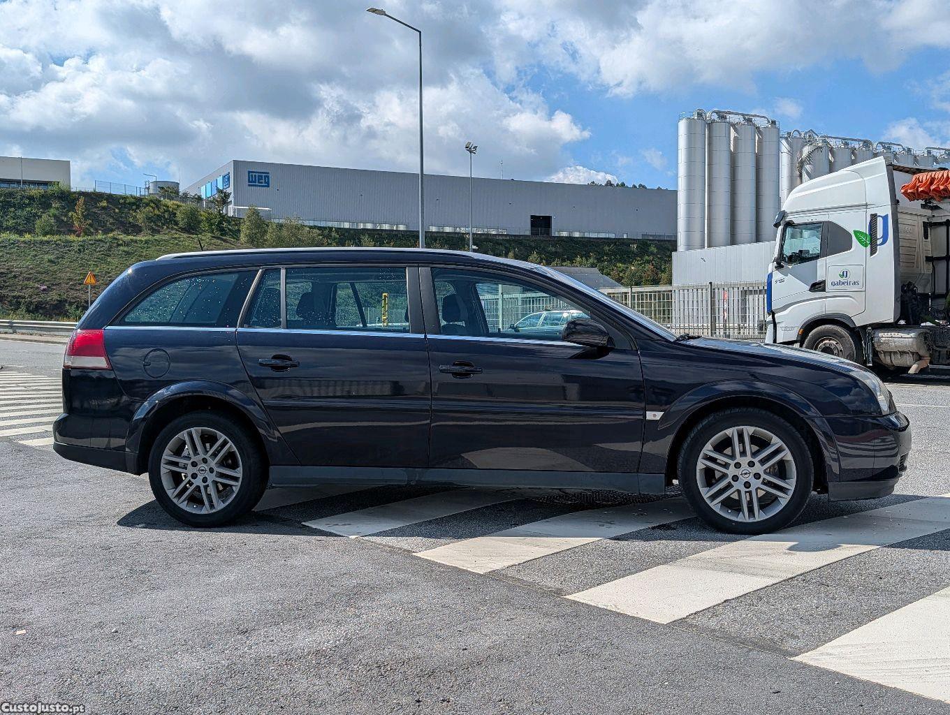 Opel Vectra 1.9 CDTI 150cv — photo 3