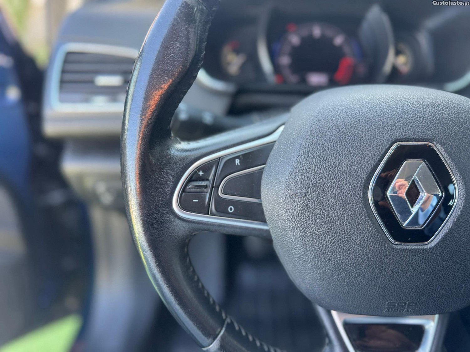 Renault Mégane 1.5 Blue dCi GT Line EDC — fotografia 10