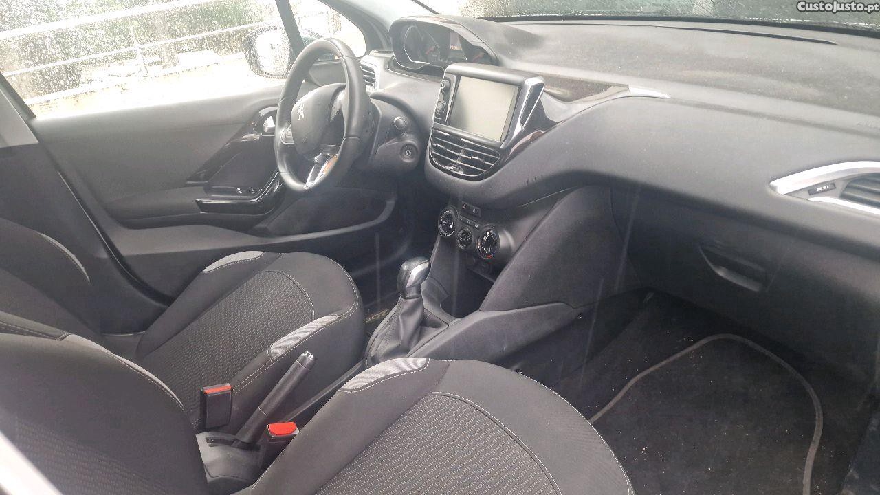 Peugeot 208 style - 14 foto 3