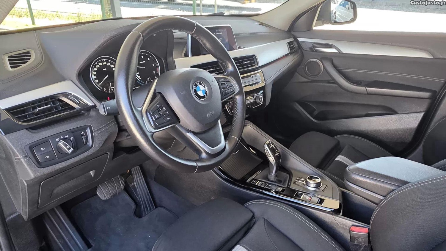 BMW X2 20d auto line sport xdrive — fotografia 8