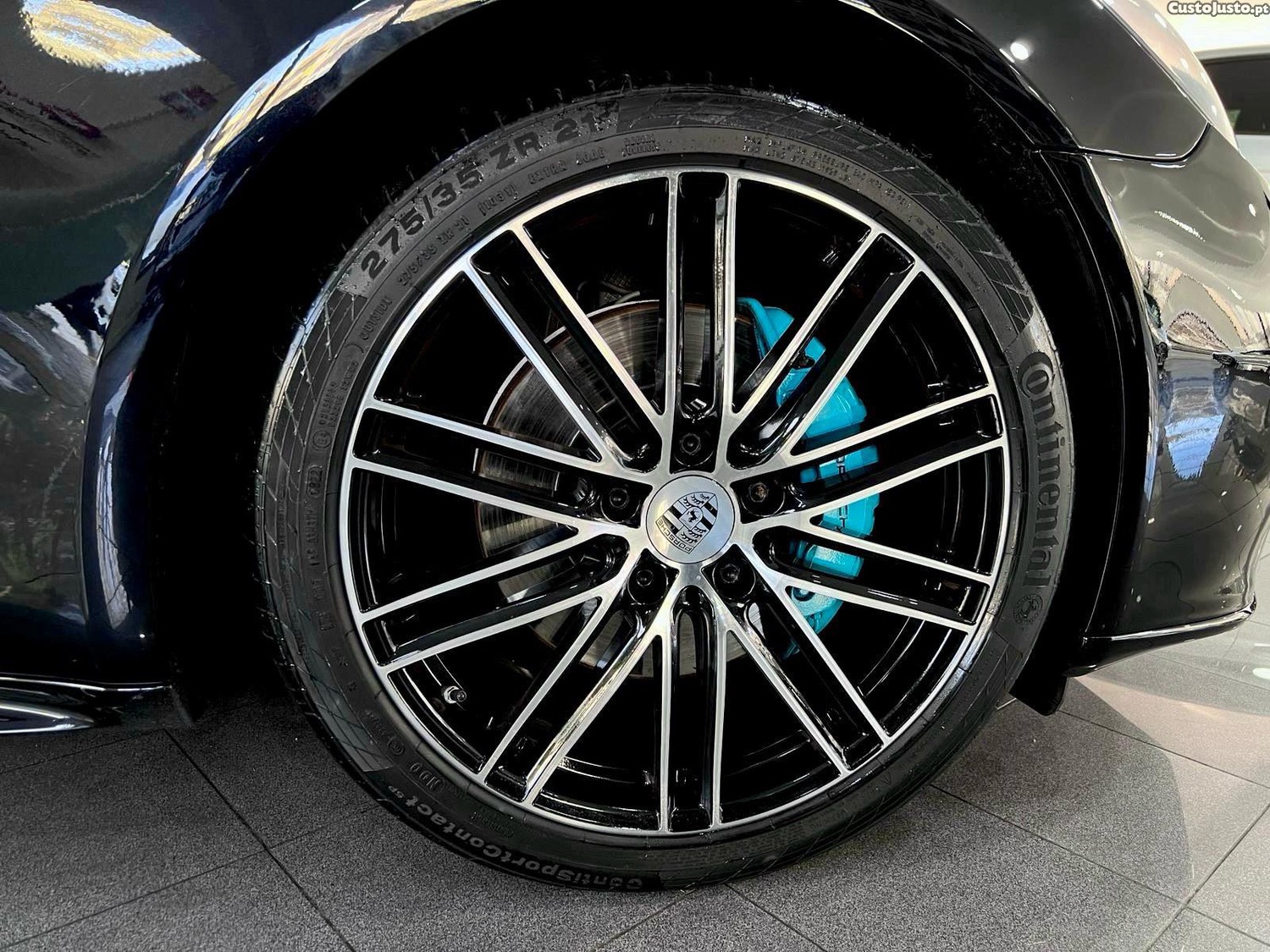 Porsche Panamera 4 S — fotografia 15
