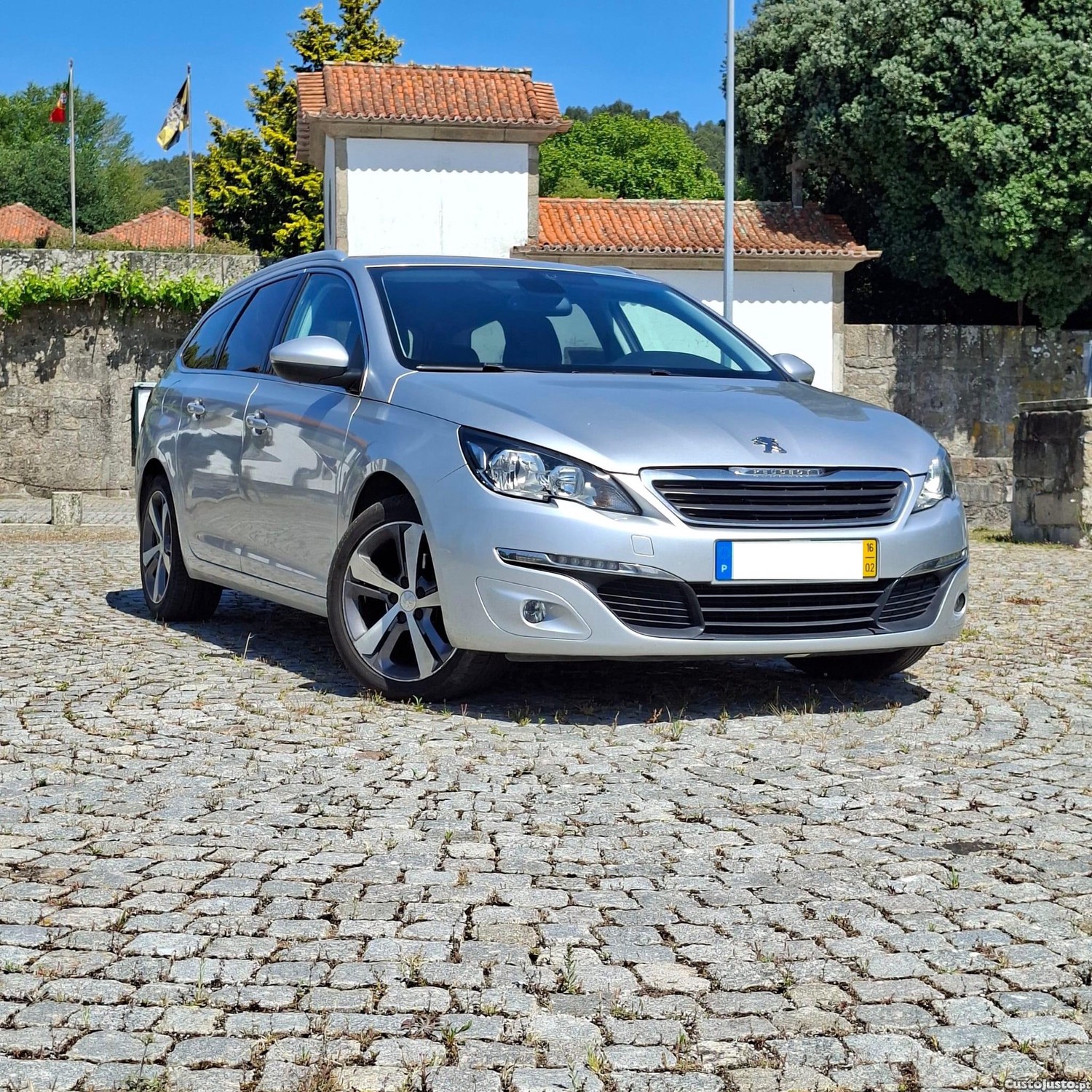 Peugeot 308 SW 1.2 PureTech Style - 16 — photo 2