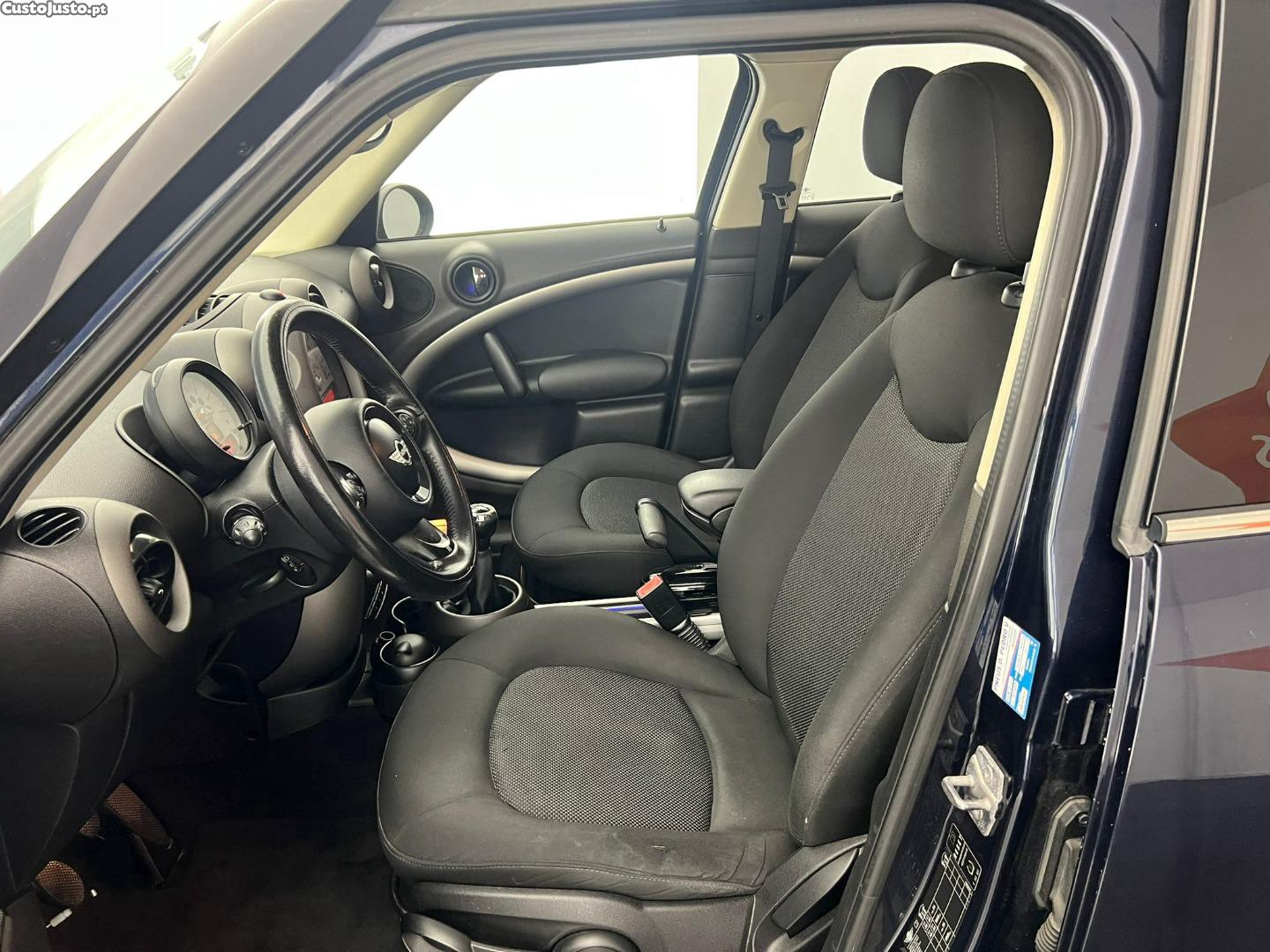 MINI Countryman ONE D — fotografia 4