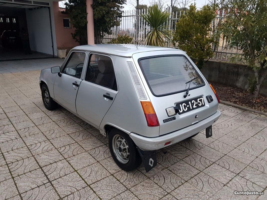 Renault 5 Laureate — photo 4