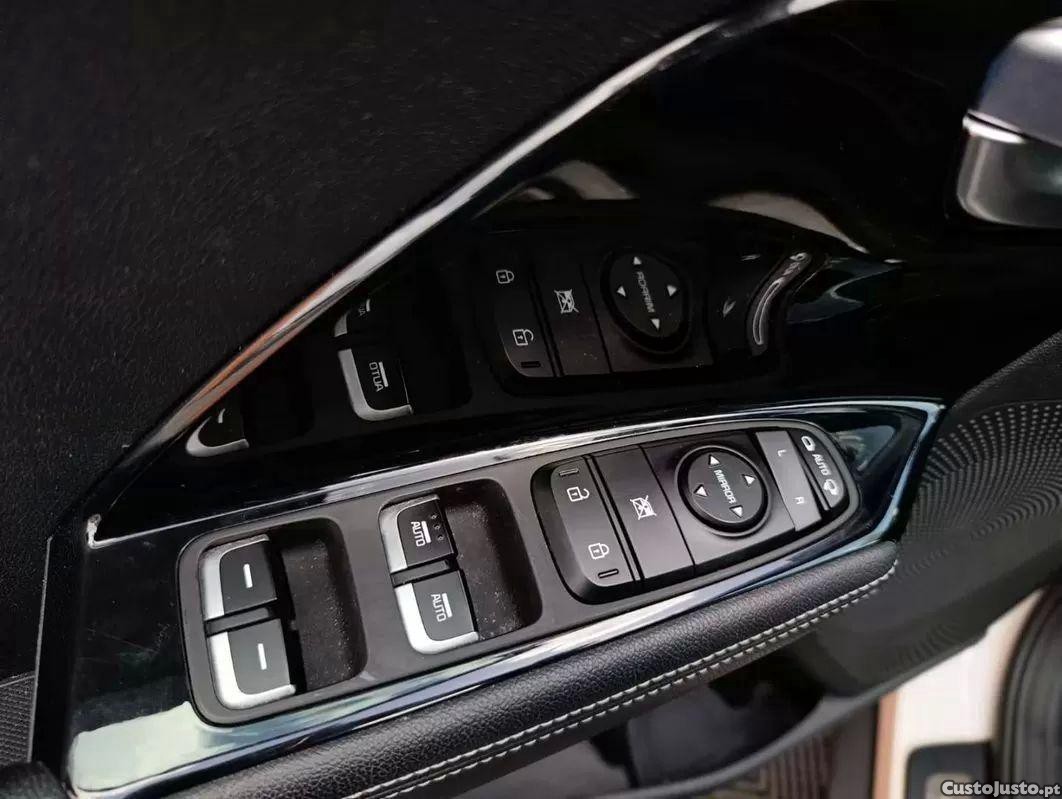 Kia Niro 1.6 gdi hev drive — photo 4