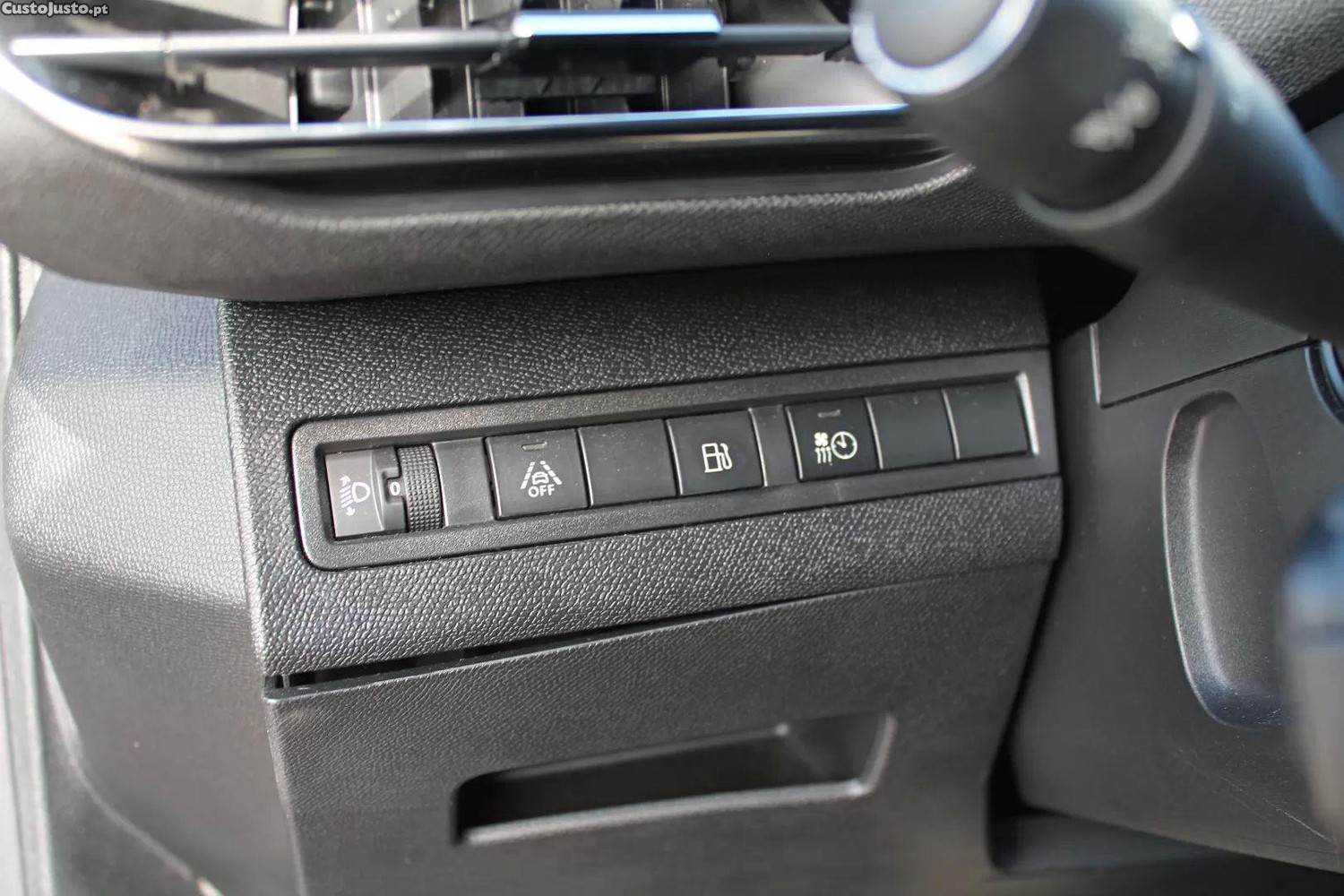 Peugeot 3008 1.6 hybrid active pack e-eat8 — fotografia 15