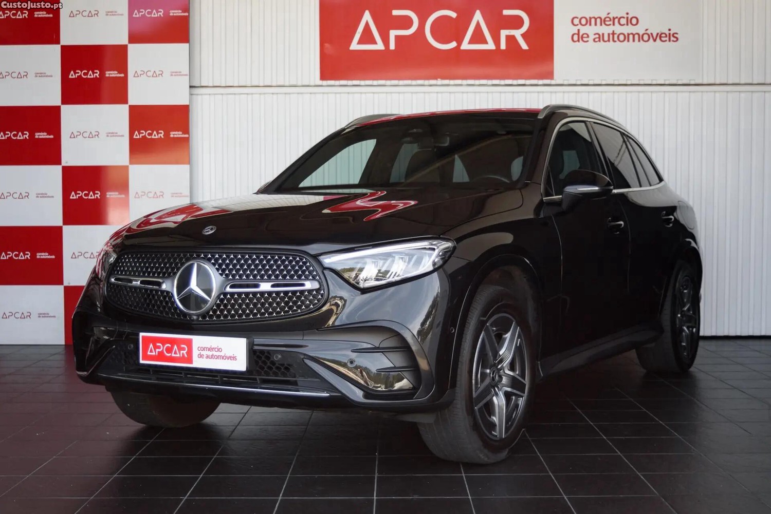 Mercedes-Benz GLC 300 de 4Matic - 23