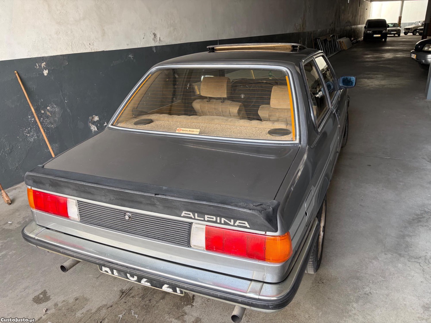 BMW 323 I — photo 2