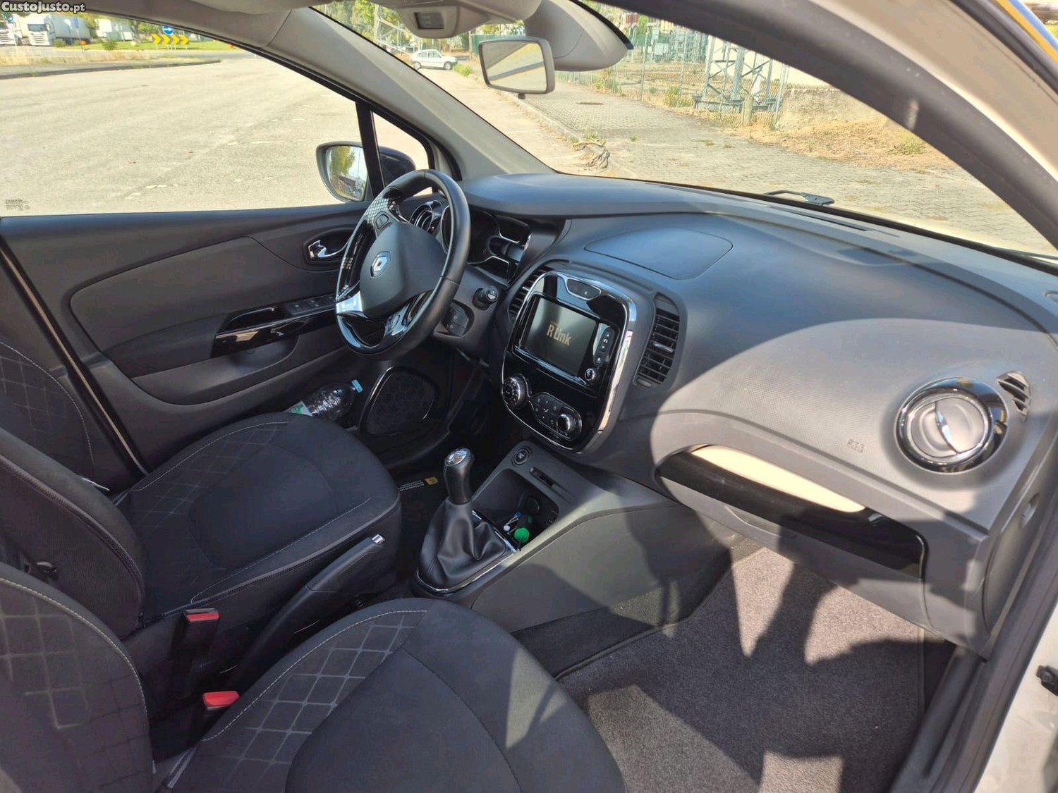 Renault Captur 1.5 Dci Exclusive - 15 foto 3