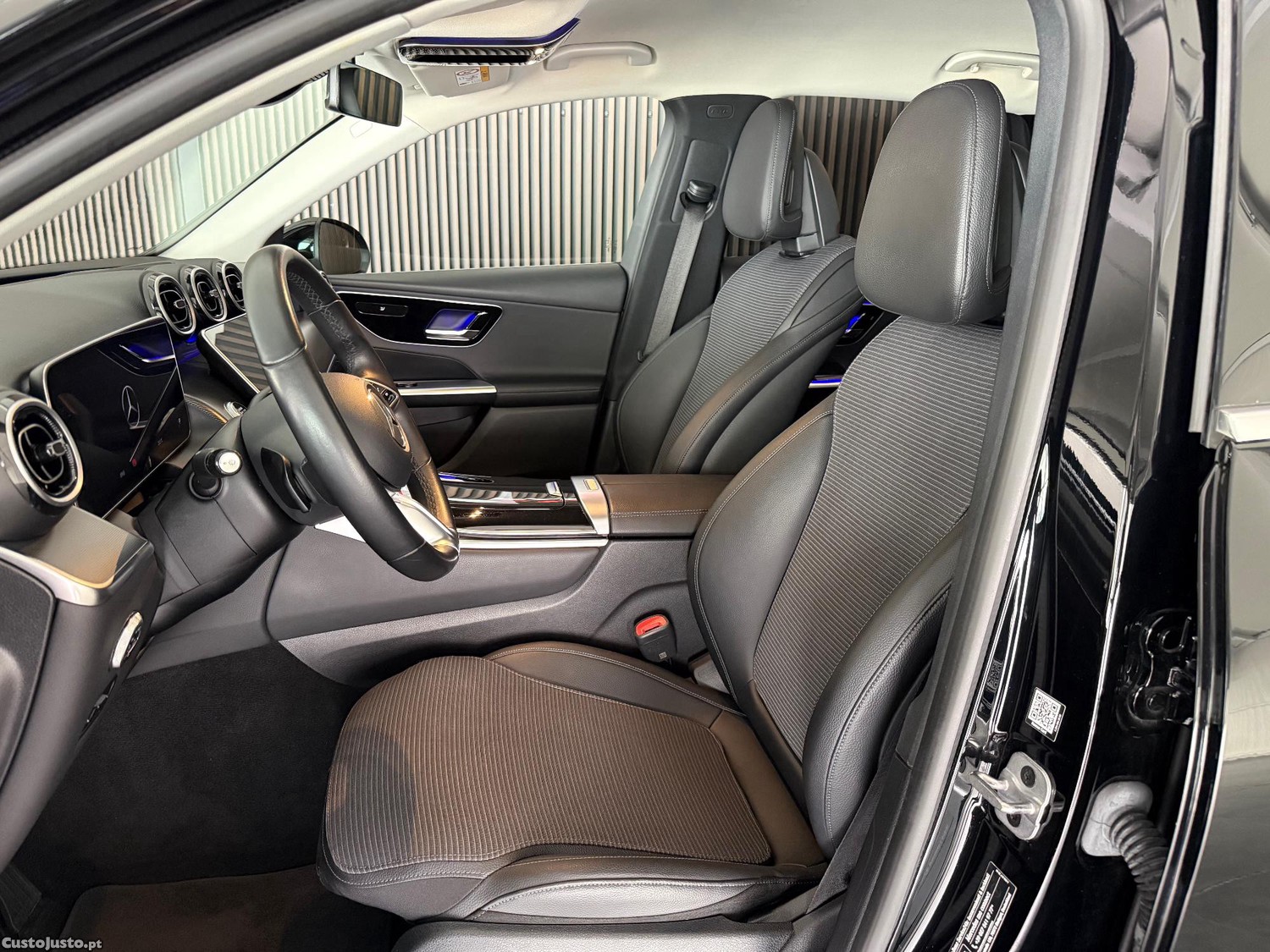 Mercedes-Benz GLC 220 D 4-MATIC AVANTGARD — fotografia 6