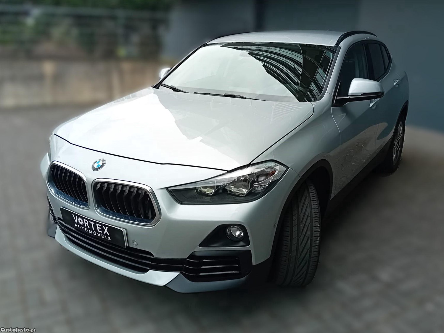 BMW X2 18 d sDrive Auto Advantage — fotografia 15